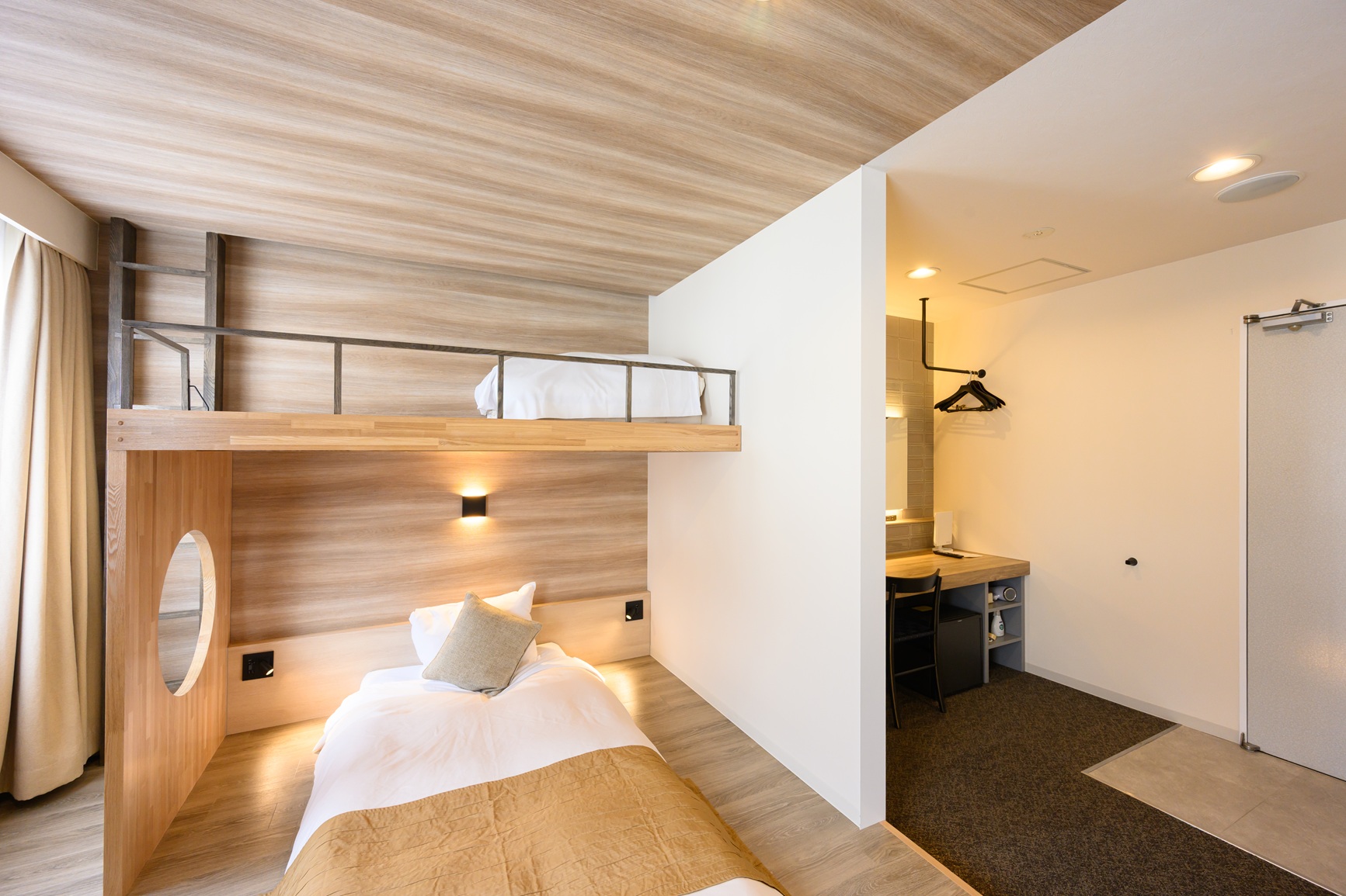 ロフトスイートルーム例　禁煙