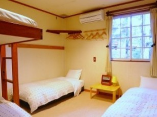 Mountain hut style fourth room