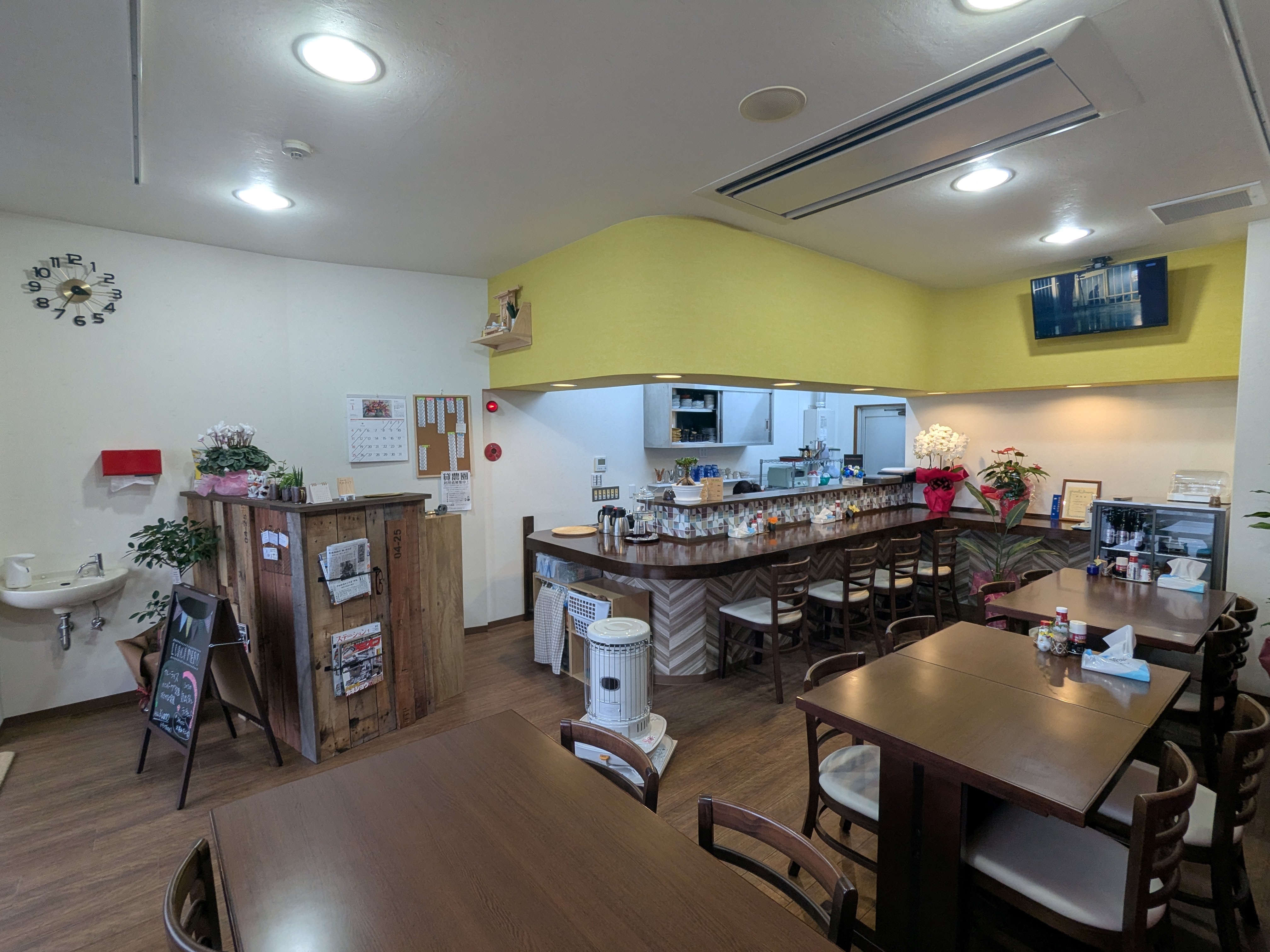 喫茶　ドルフィン