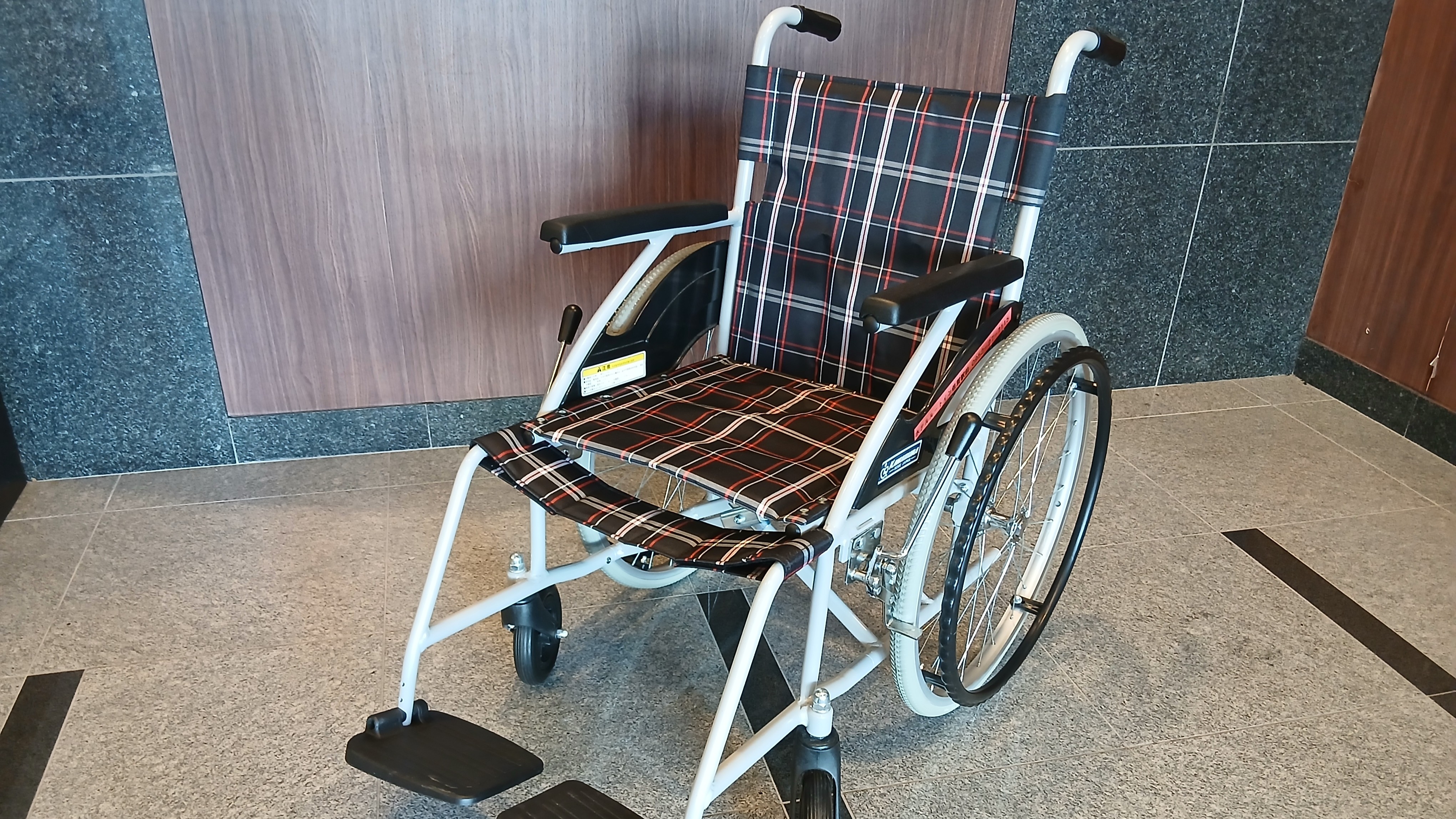 ◆ 貸出品：車いす ◆