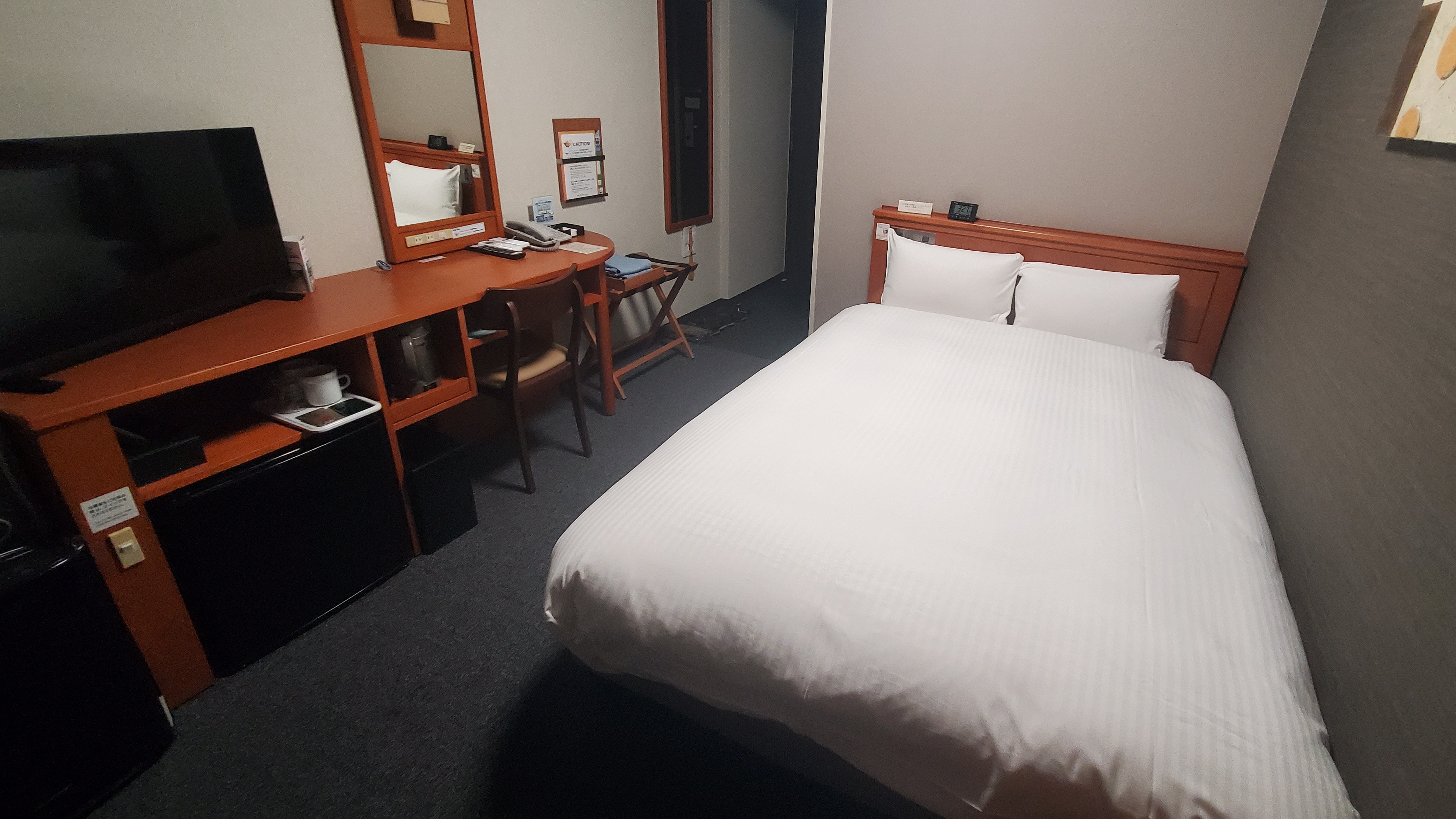 ◆ スタンダードセミダブルルーム ◆