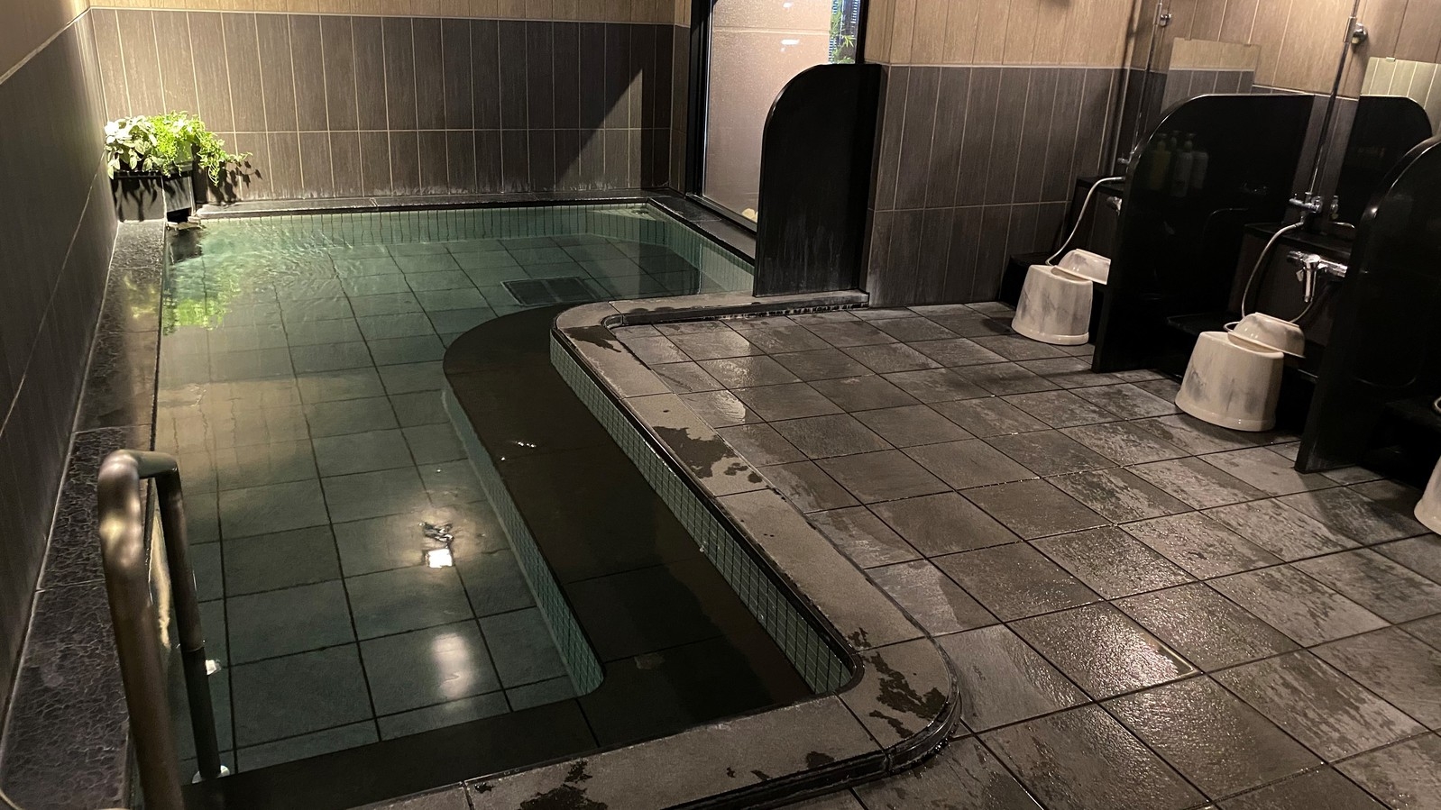 ★スタンダードプラン〜朝食バイキング無料サービス★