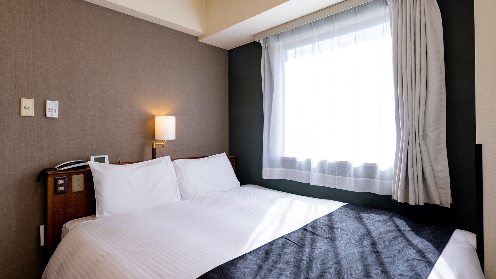 クイーンルーム ベッド幅160cm