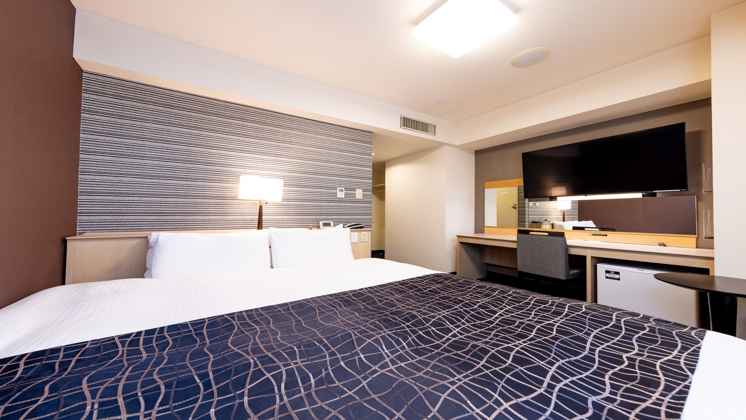 キングルーム2 ベッド幅180cm