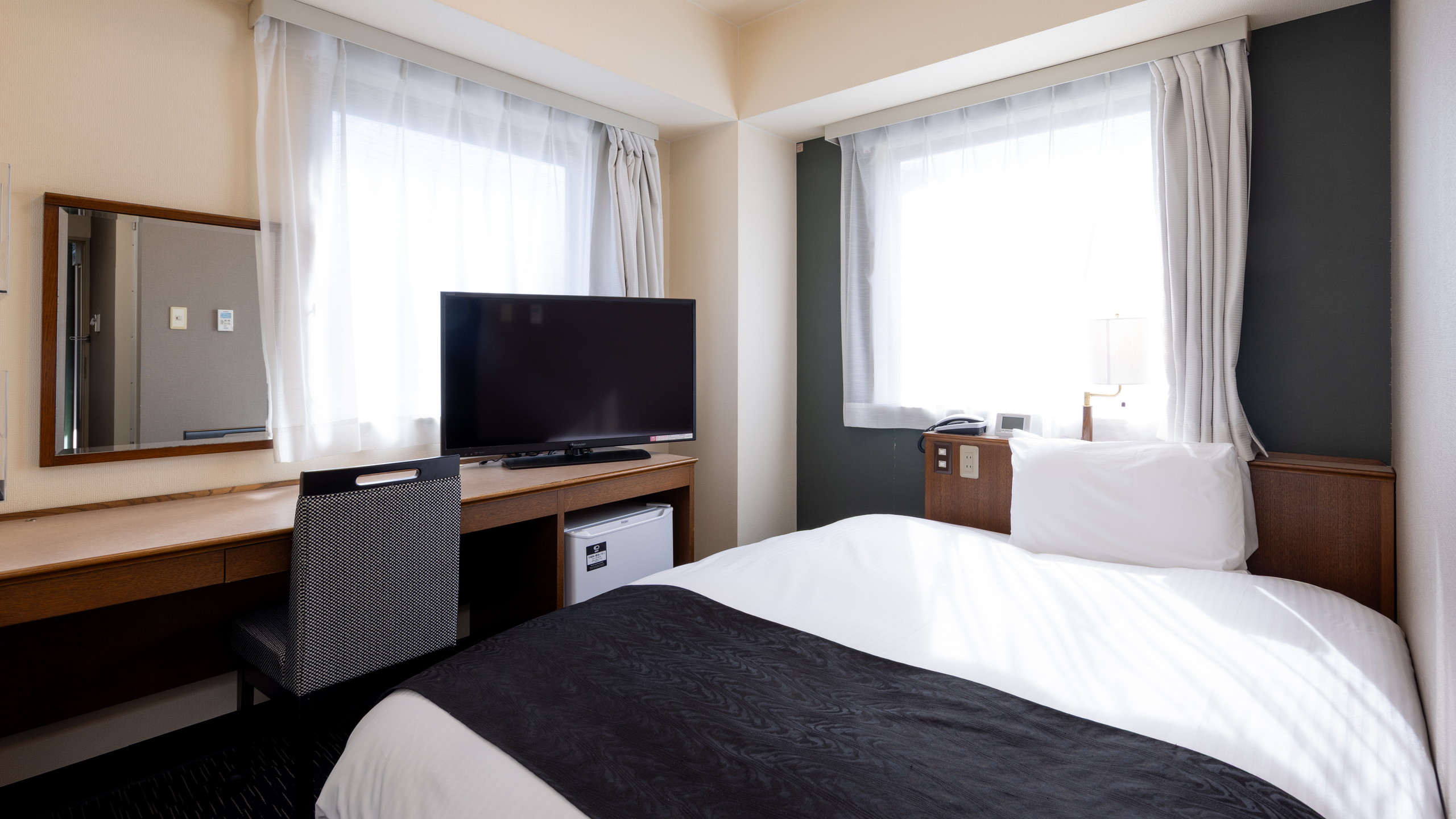 シングルルーム　ベッド幅120~140cm