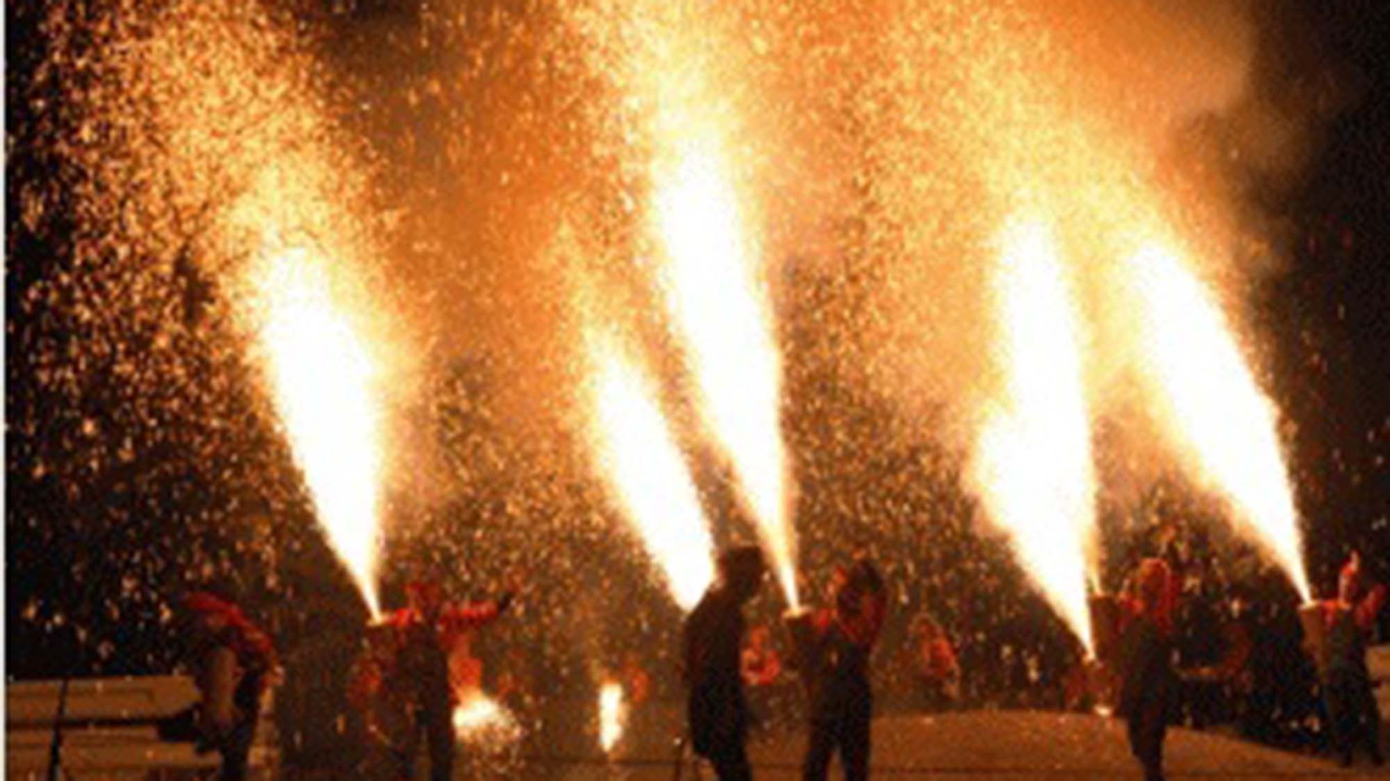 ・8月第一土曜にある「おわせ港まつり」　花火がラストを飾ります