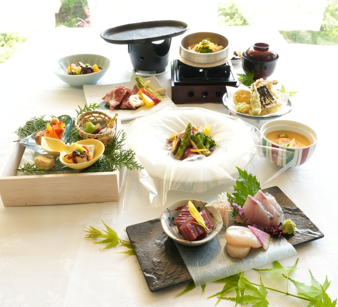グレードアップ【華会席】季節の素材で心を込めた会席料理を