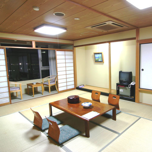 Japanese-style room