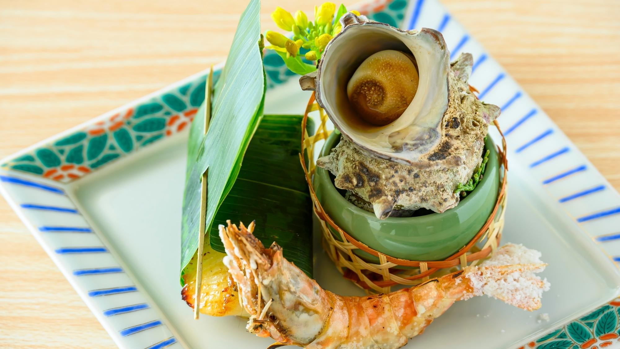 海と山の幸に恵まれた鳥取でしか味わえない、新鮮なお料理。