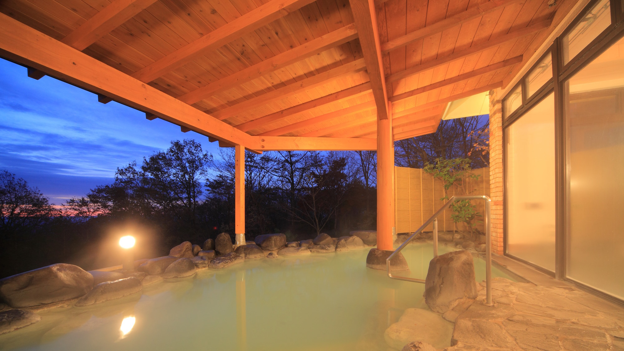 【露天風呂】満天の星空を堪能