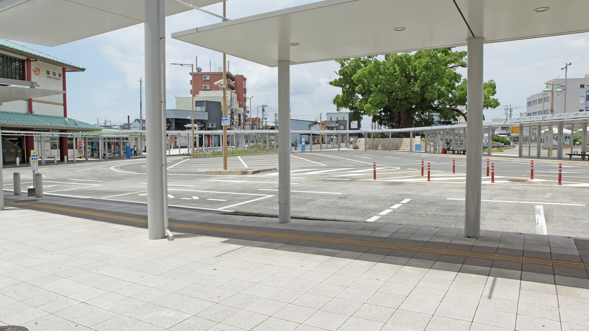 磐田駅駅前ロータリー