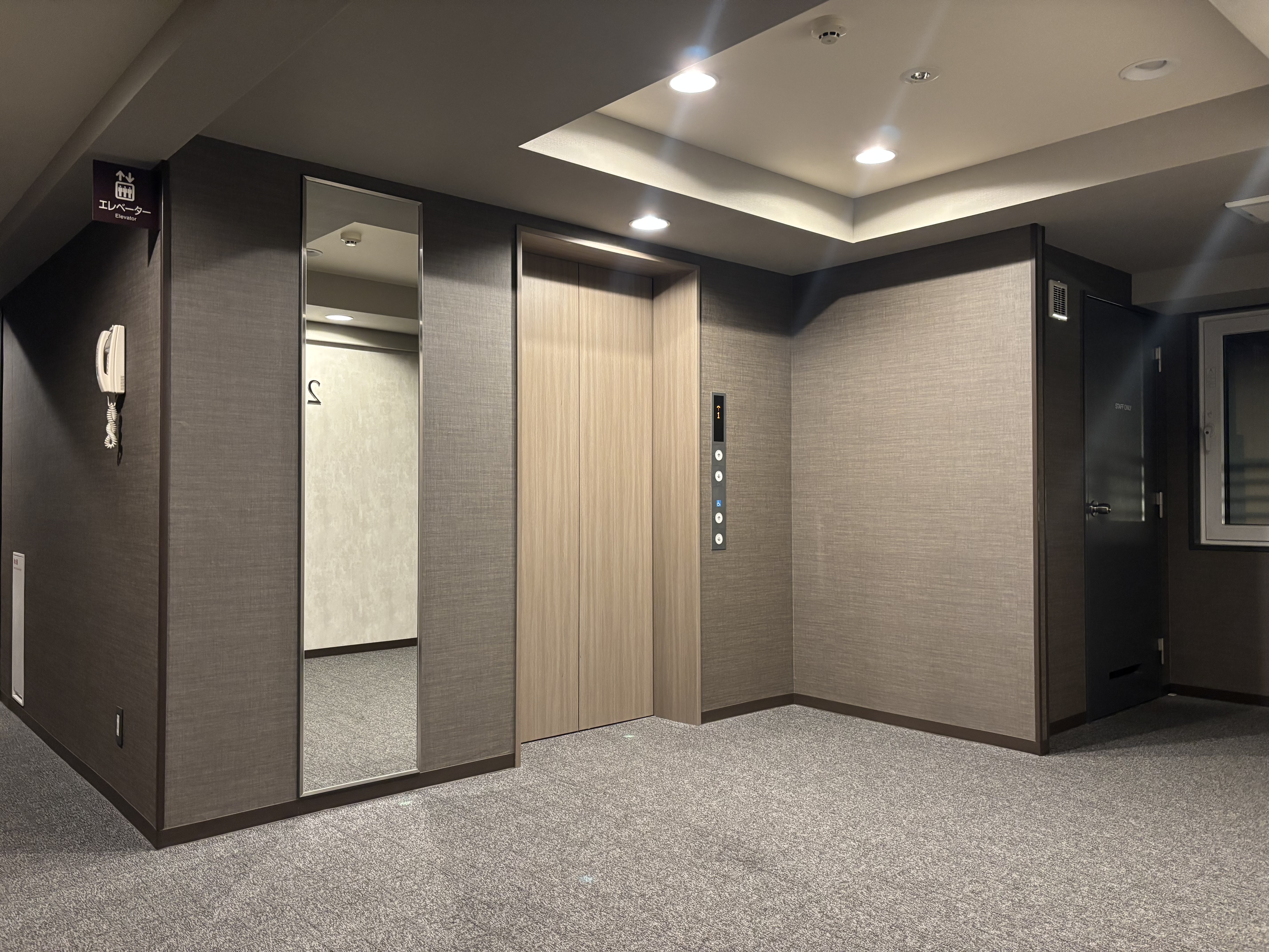 各階エレベーター