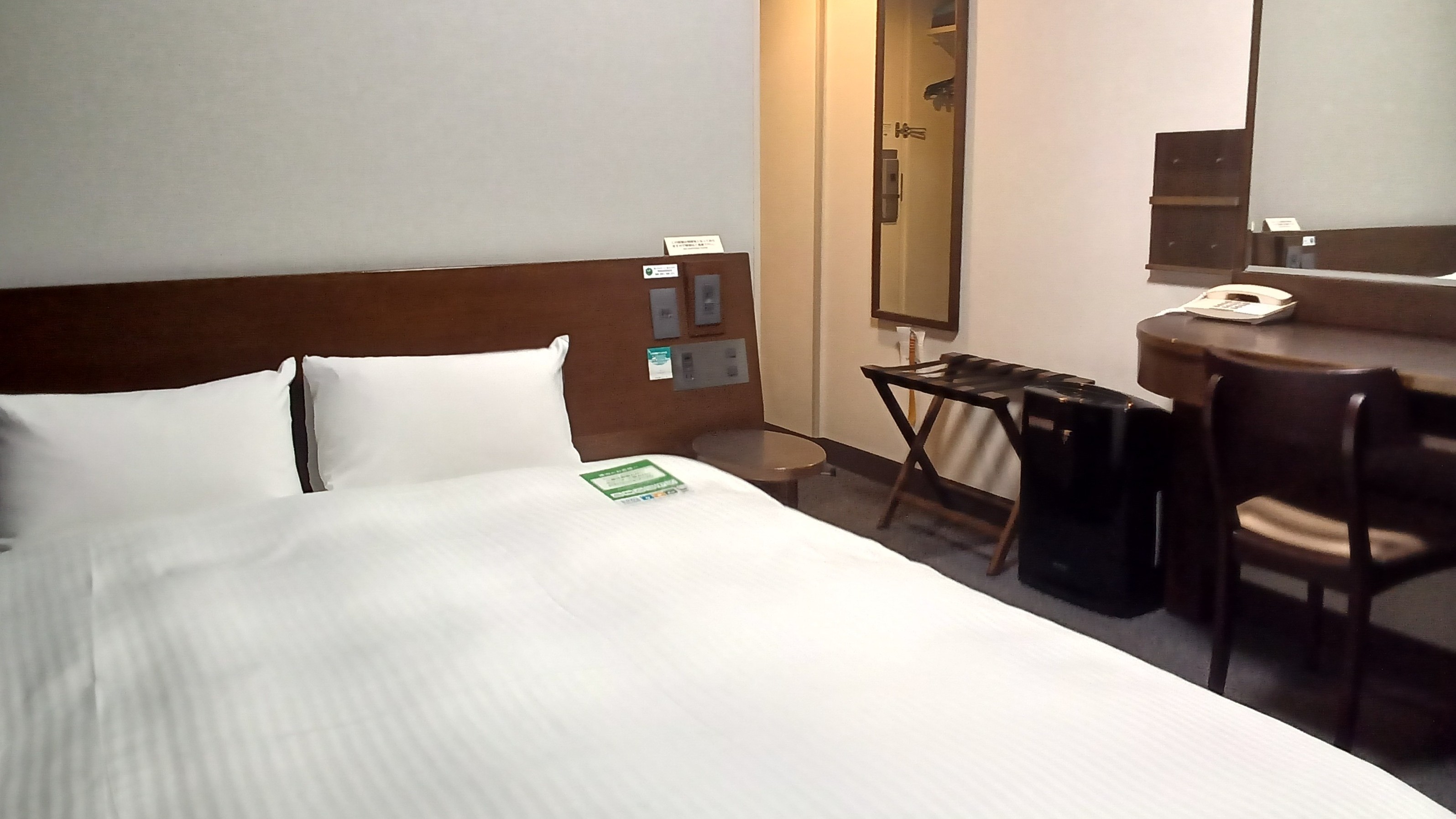 コンフォートセミダブルルーム1