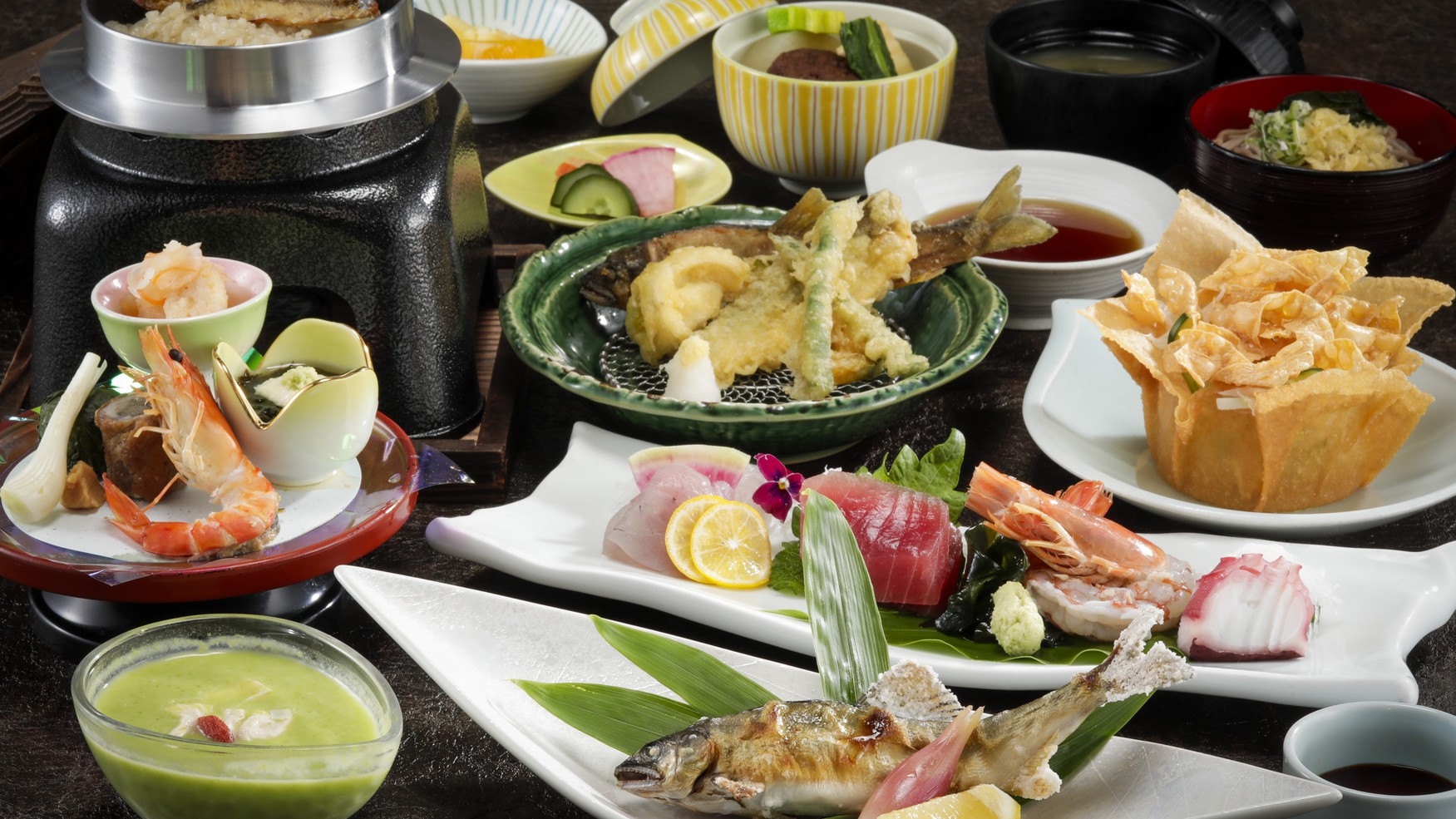 【日帰り】夏のごちそう！香ばしい塩焼き・天ぷら・釜飯で味わう「鮎づくしコース」（1泊2食付）