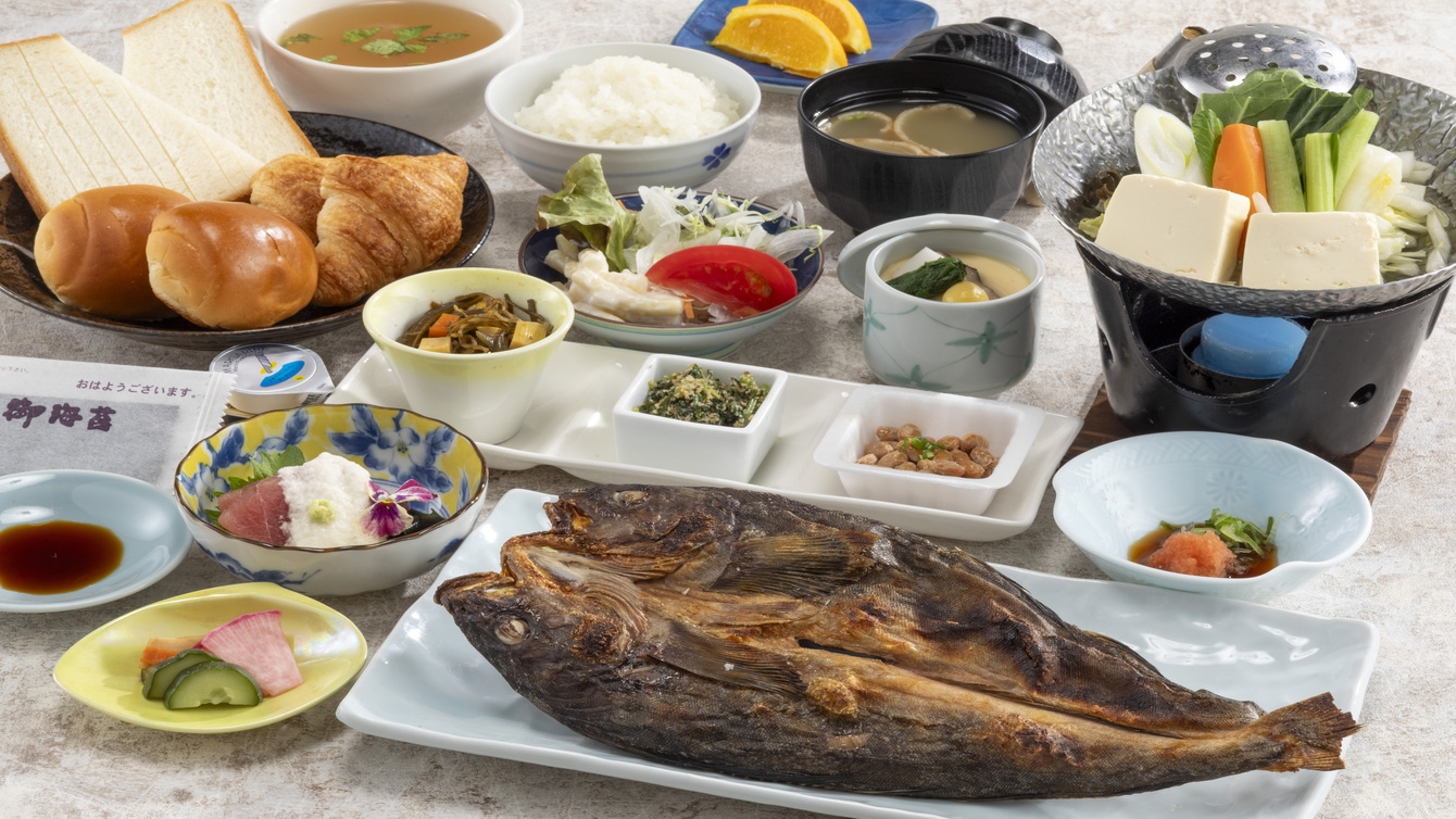 【お盆・GW・年末年始】温泉宿でゆっくり過ごす休日♪特別夕食＆朝食グレードアップ・２食付
