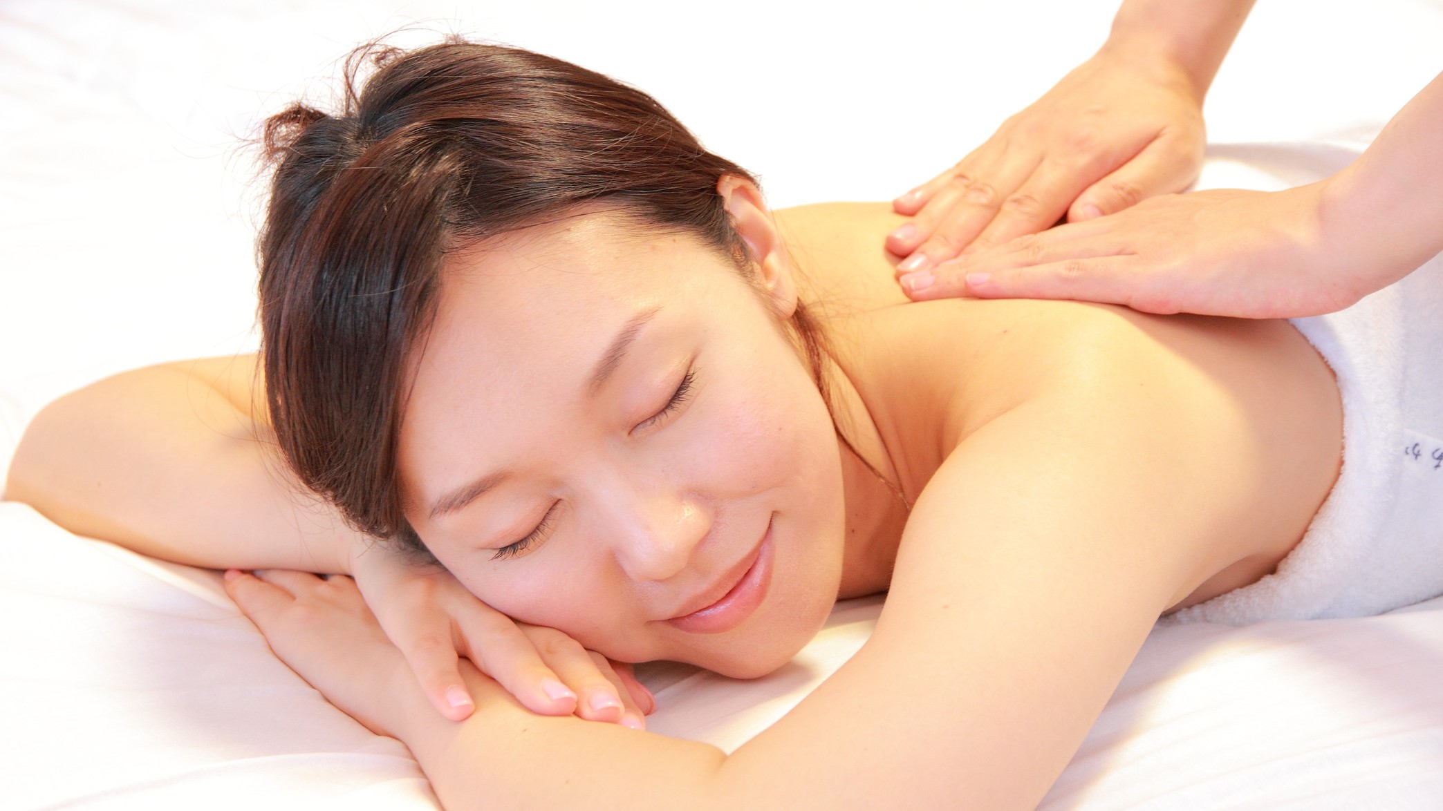 【アロマエステ60分】海一望客室で過ごす極上の癒し♪ 