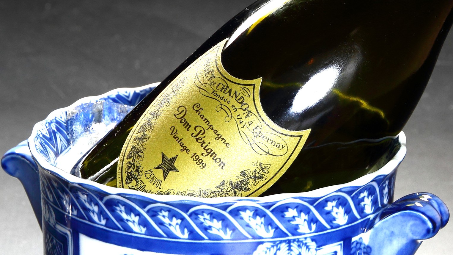 【ドンペリニョン付】 世界的に有名な美酒を楽しむラグジュアリーステイ 