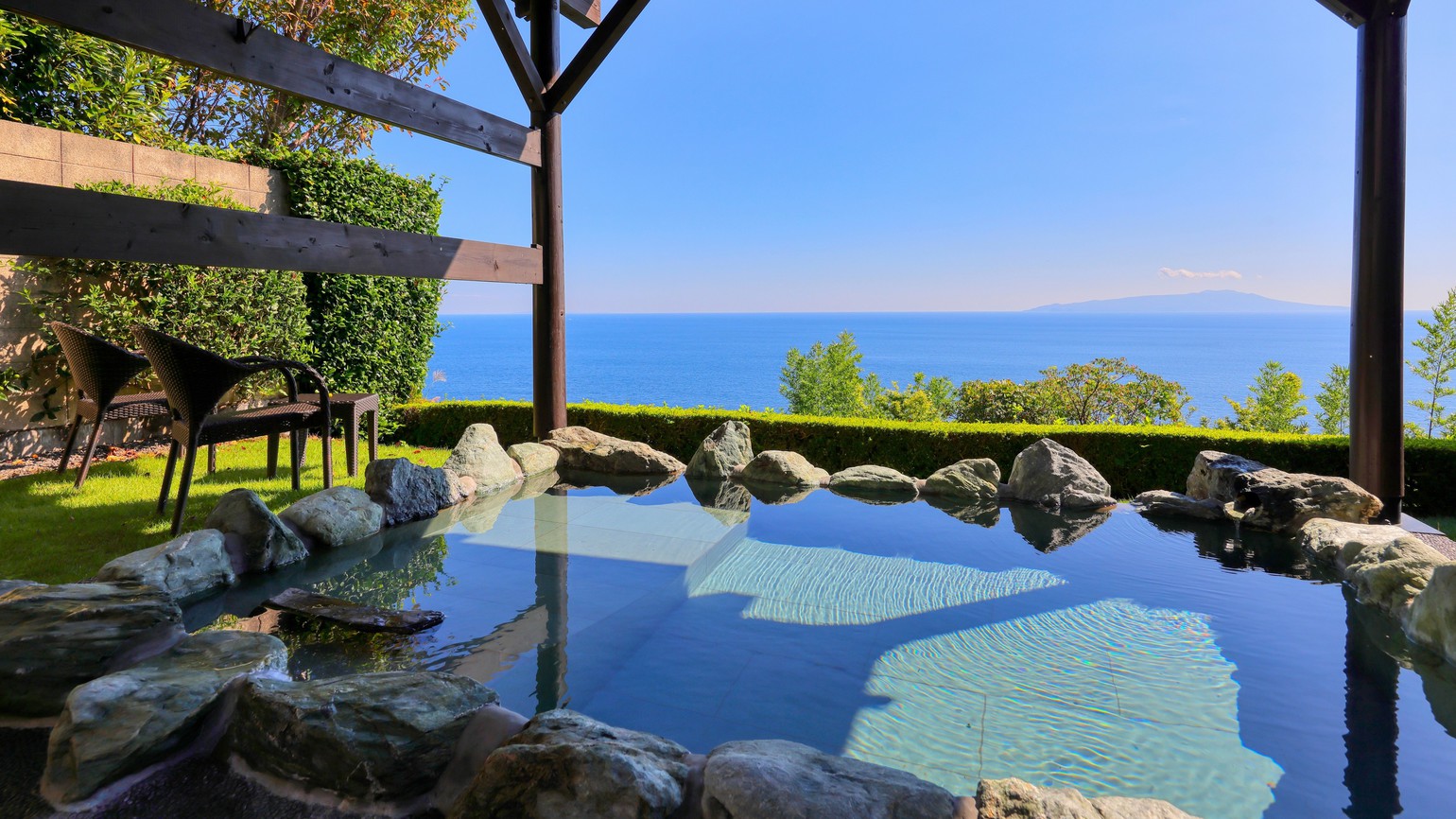 【二階屋和室】月の雫（一例）