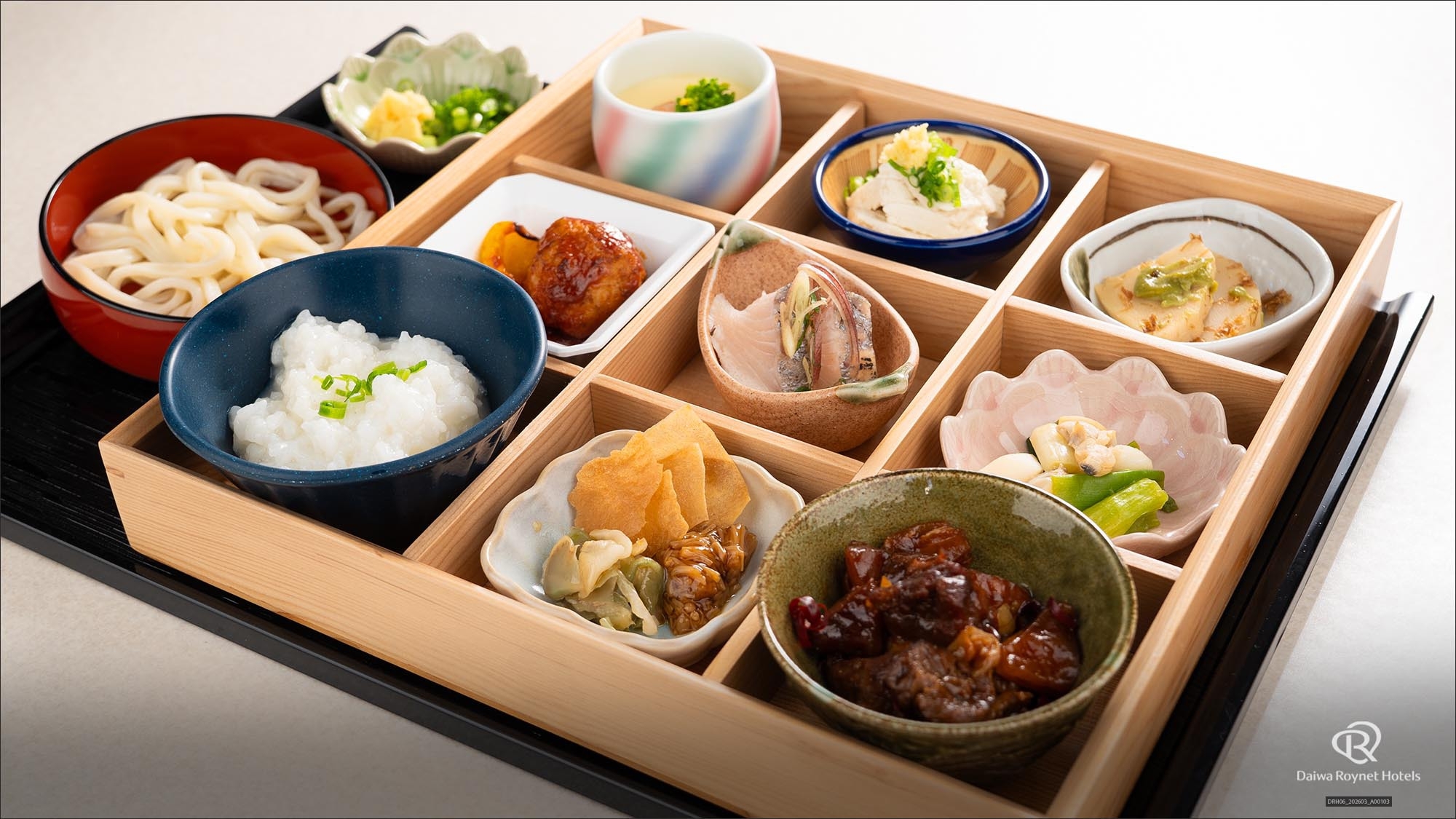 【朝食付】〜彩り小鉢・和洋ビュッフェ〜