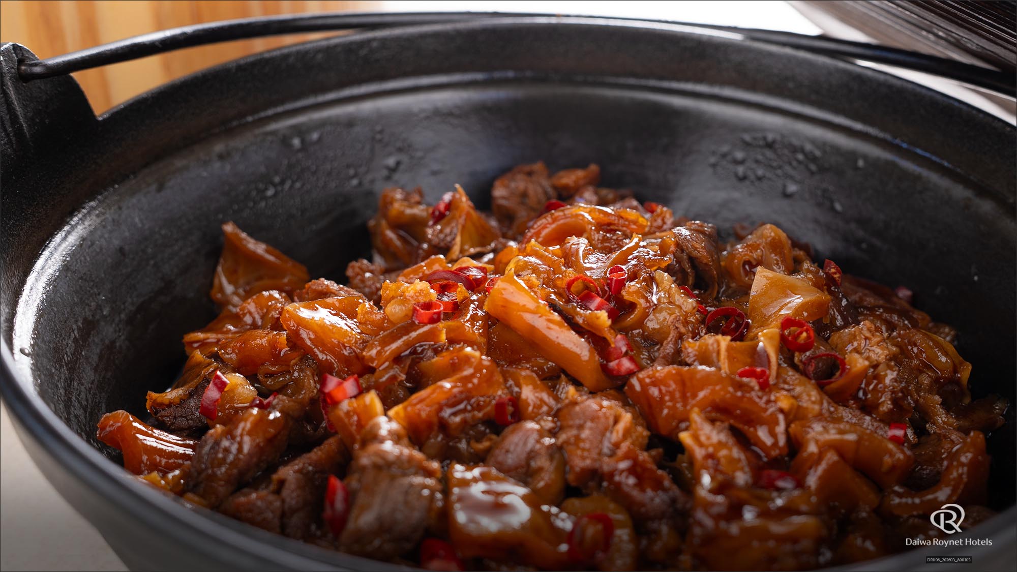 牛すじ煮込み（朝食ビュッフェメニュー例）