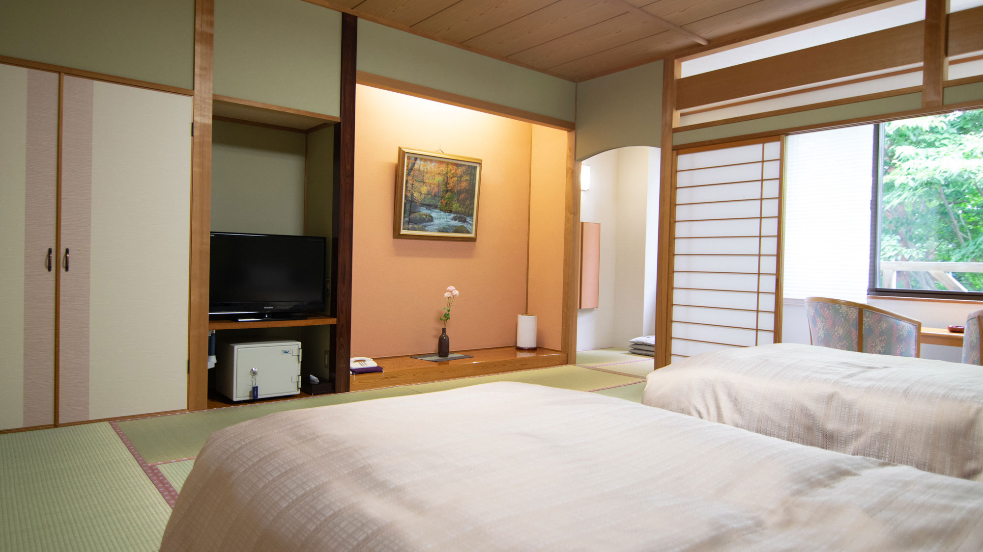 【仙の館■和室12.5畳ツインベッド】使いやすいベッドのお部屋