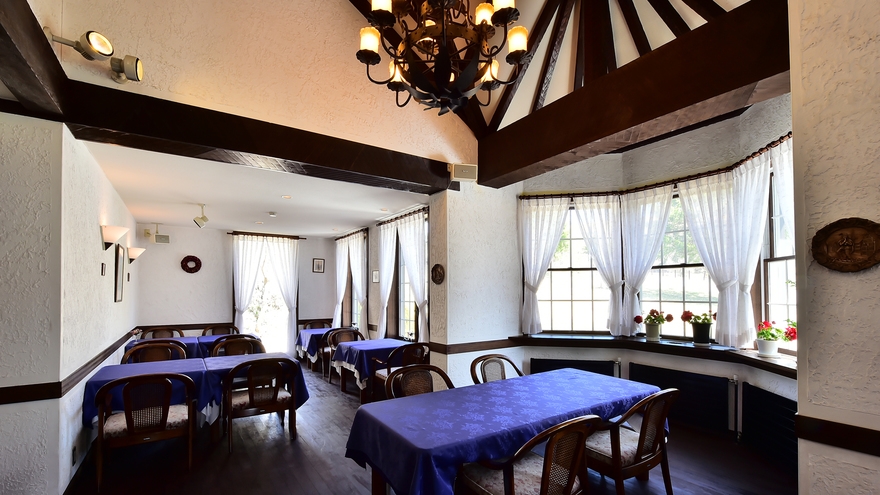 【スノボスキー用品レンタル付】手ぶらで冬の車山を満喫！1泊2食