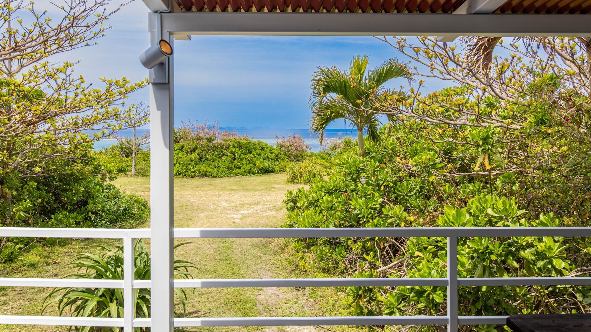 【ファミリーデッキコテージ】