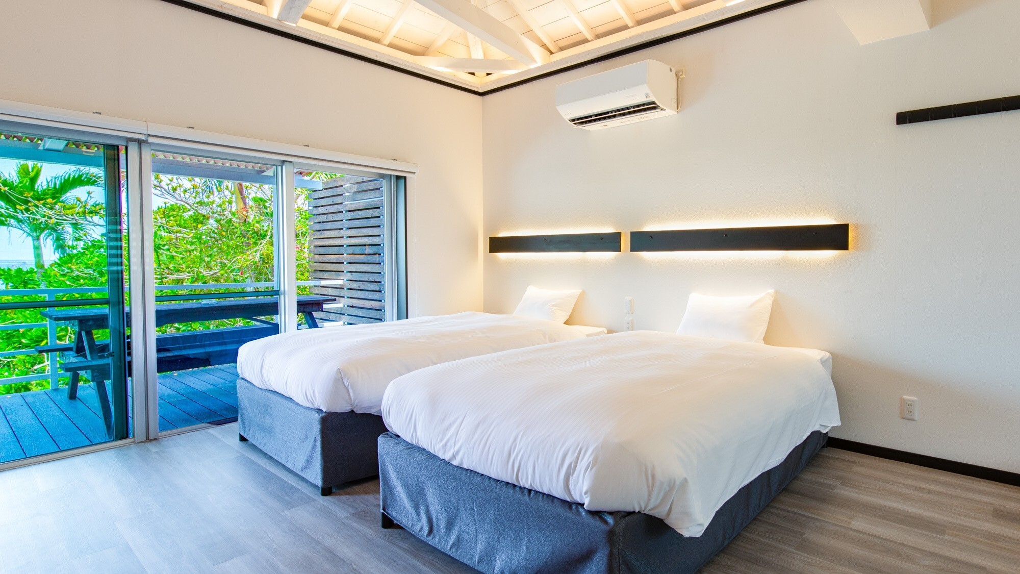 【ファミリーデッキコテージ】