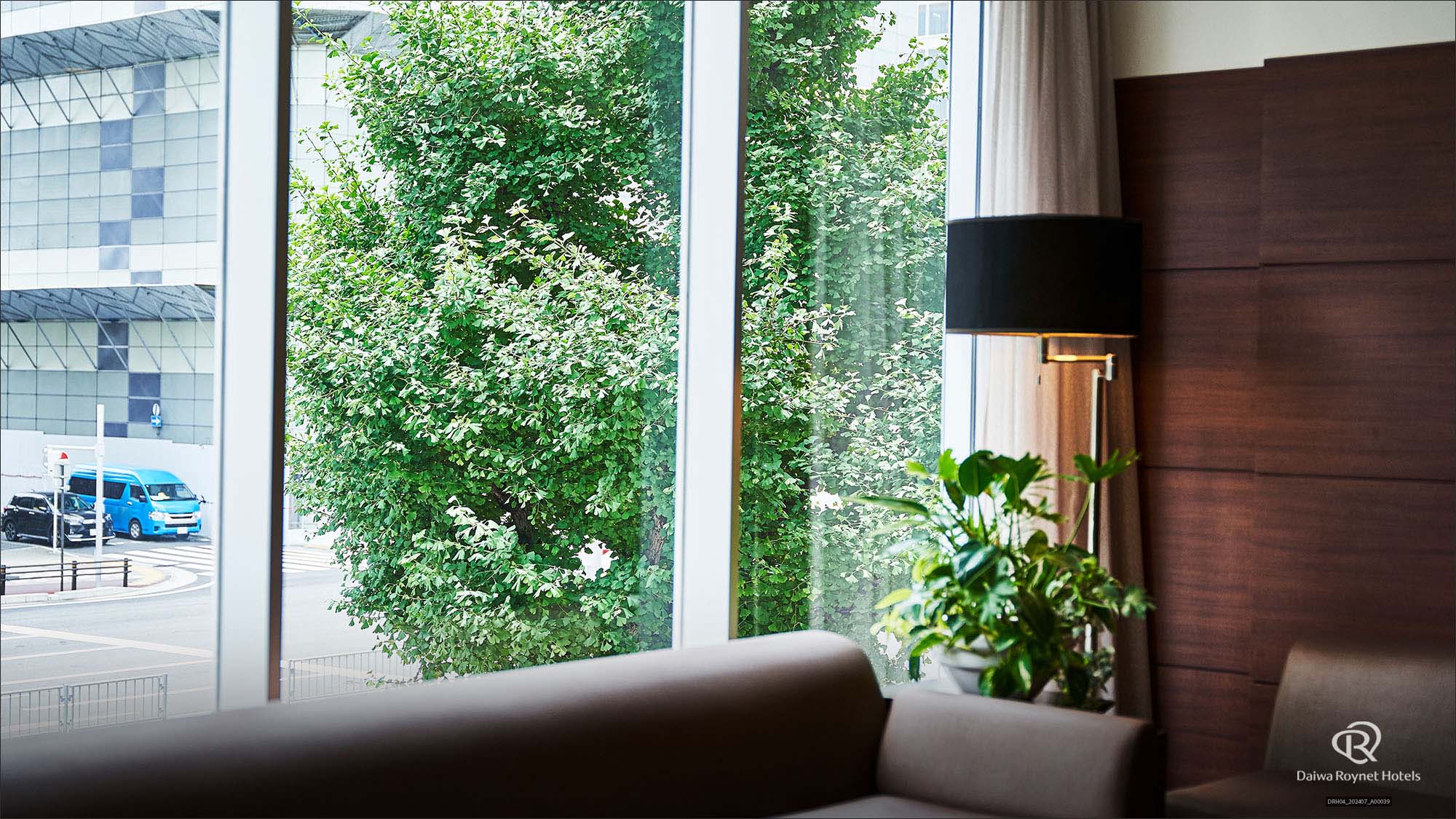 フロントロビー