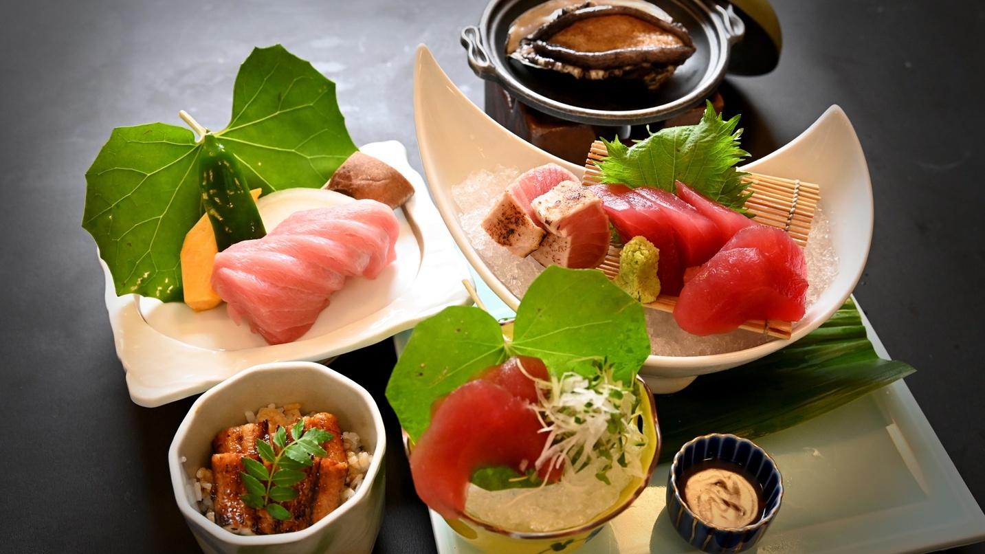 【まぐろづくし会席】紀州勝浦産「生まぐろ」を贅沢に使った多彩なまぐろ料理をお楽しみください。