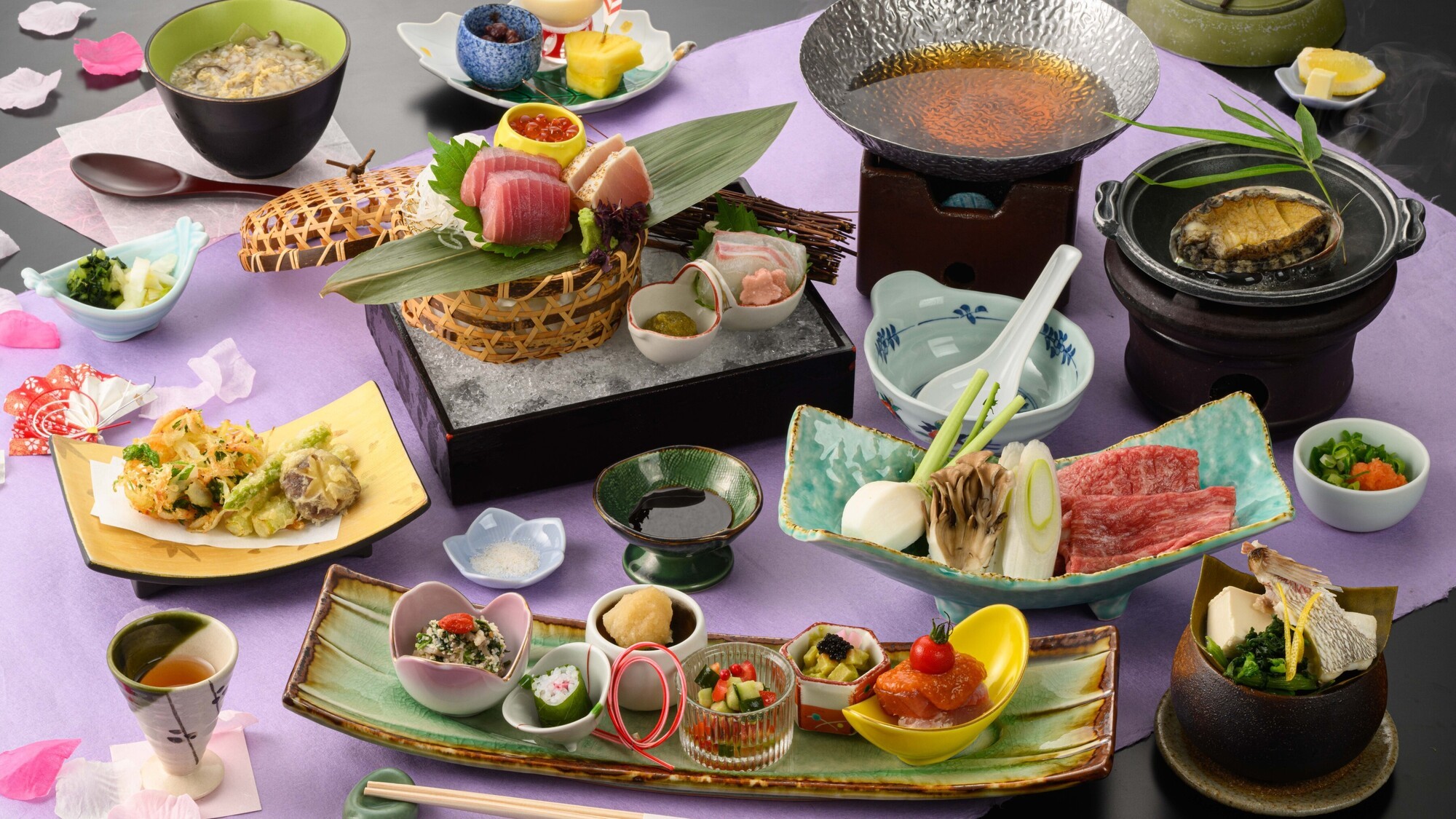 春の紀州四季会席(画像はイメージです）自然に恵まれた勝浦の山海の幸をご堪能ください