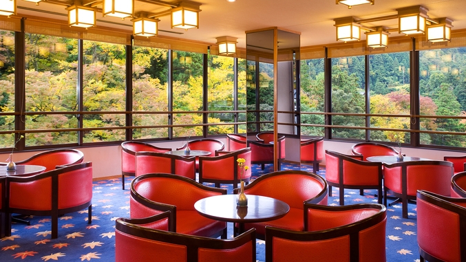 【夕食時間おまかせでお得♪】おひとり様あたり3，000円OFF！飲み放題＆館内利用券付き