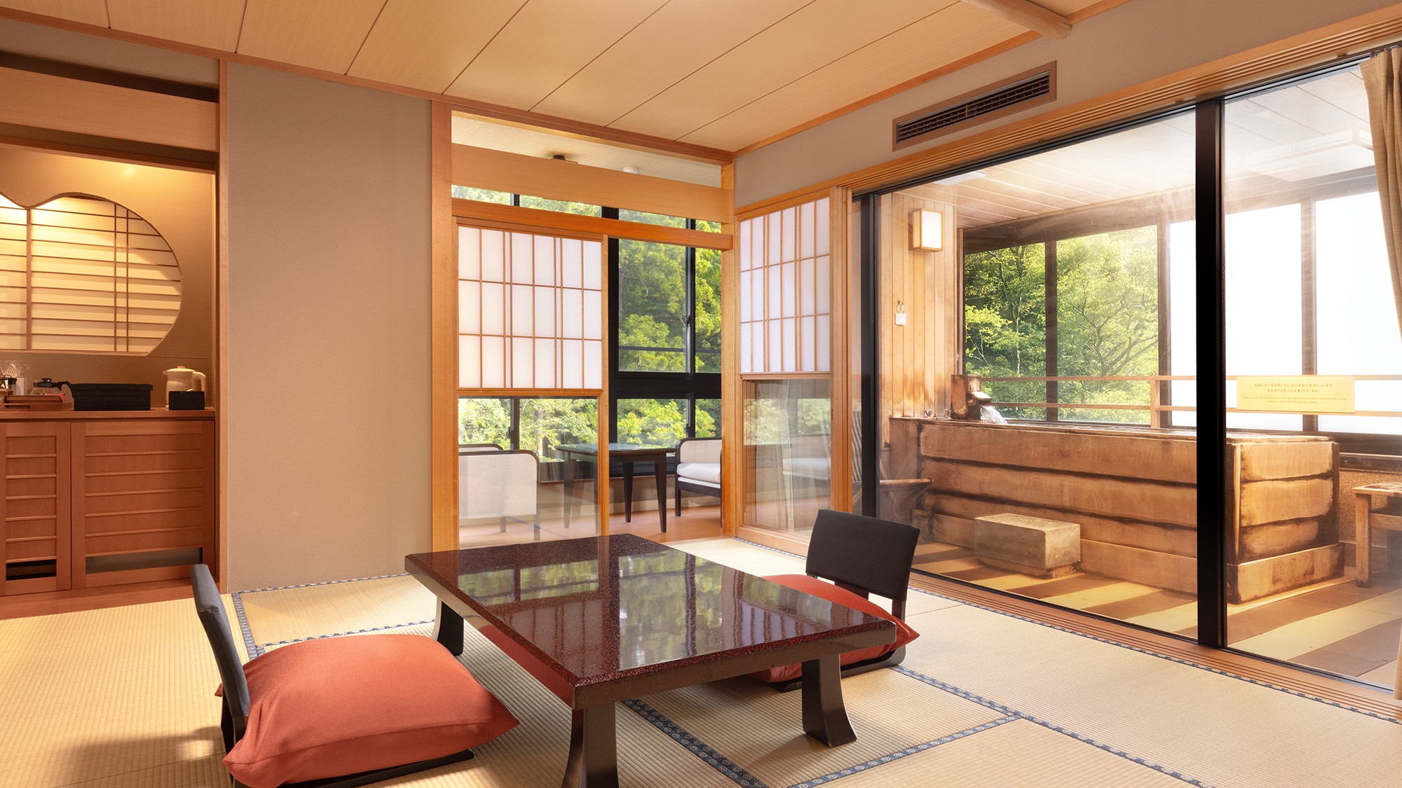 展望風呂付き客室【新月】一例
