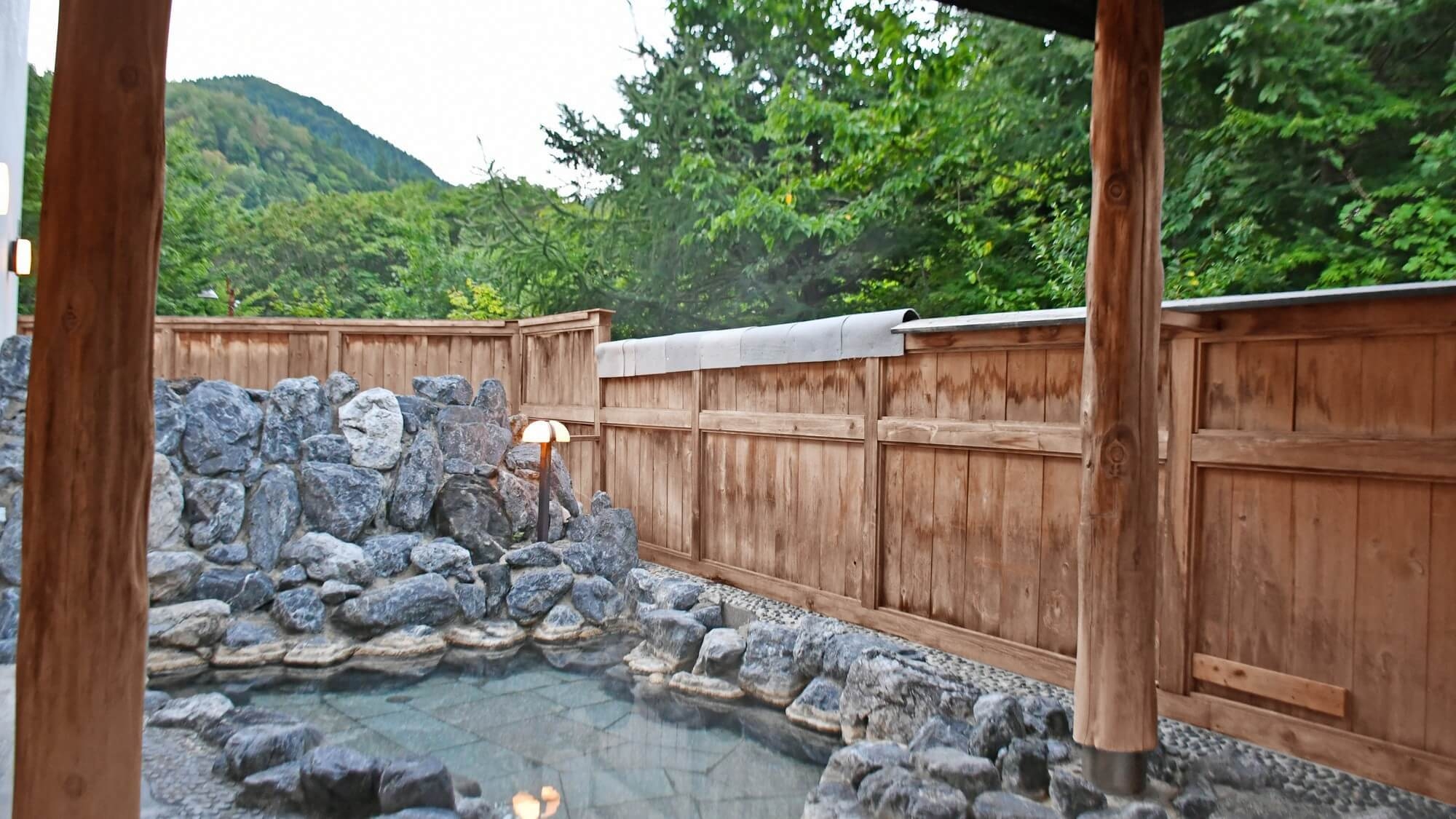 【2泊でお得◎グルメ旅】初日は気軽に少なめ会席〇2泊目は海の幸会席でひろめ荘連泊グルメと奇跡の湯♪