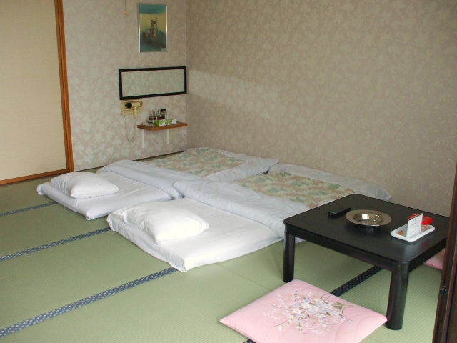 和室 12畳の広いお部屋