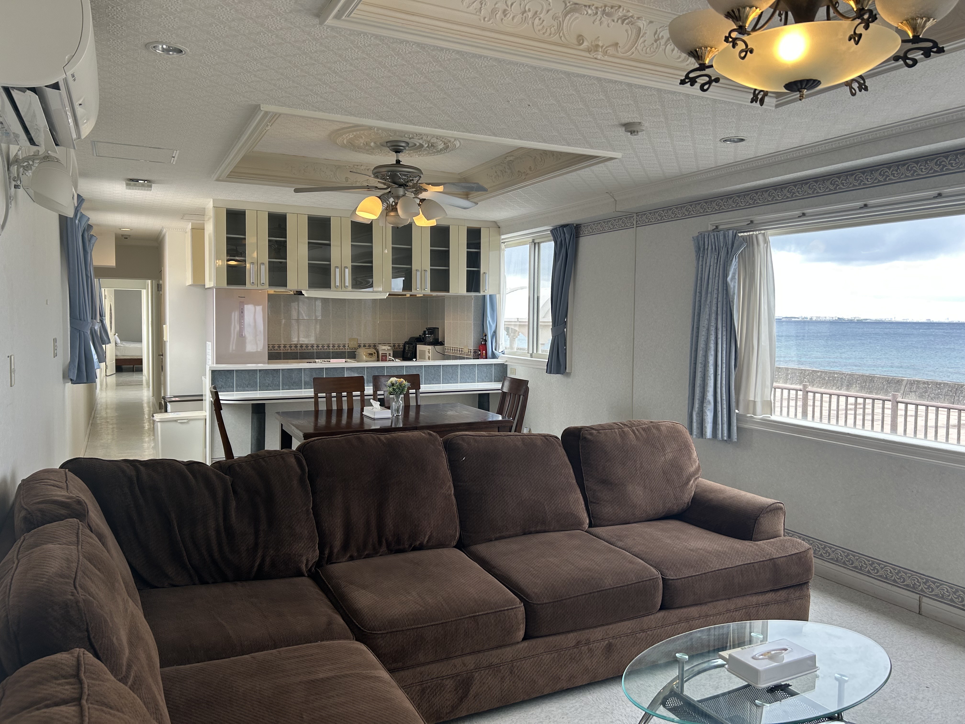 OF・LAⅡ・Ⅲ洋室 3LDK（115㎡） リビングダイニングルーム