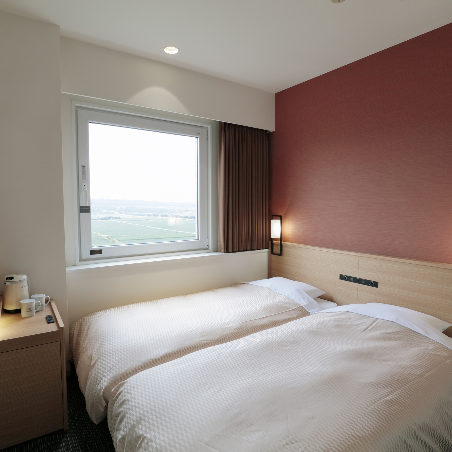 ハリウッドツイン004