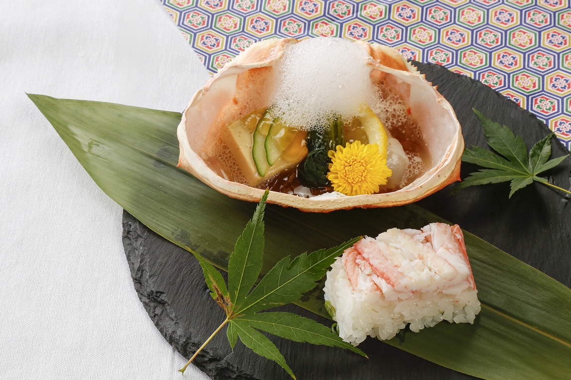 【日帰りプラン】大人気の昔懐かしい囲炉裏で食す。香住漁港のブランドガニ「香住ガニ」【ランチ限定】