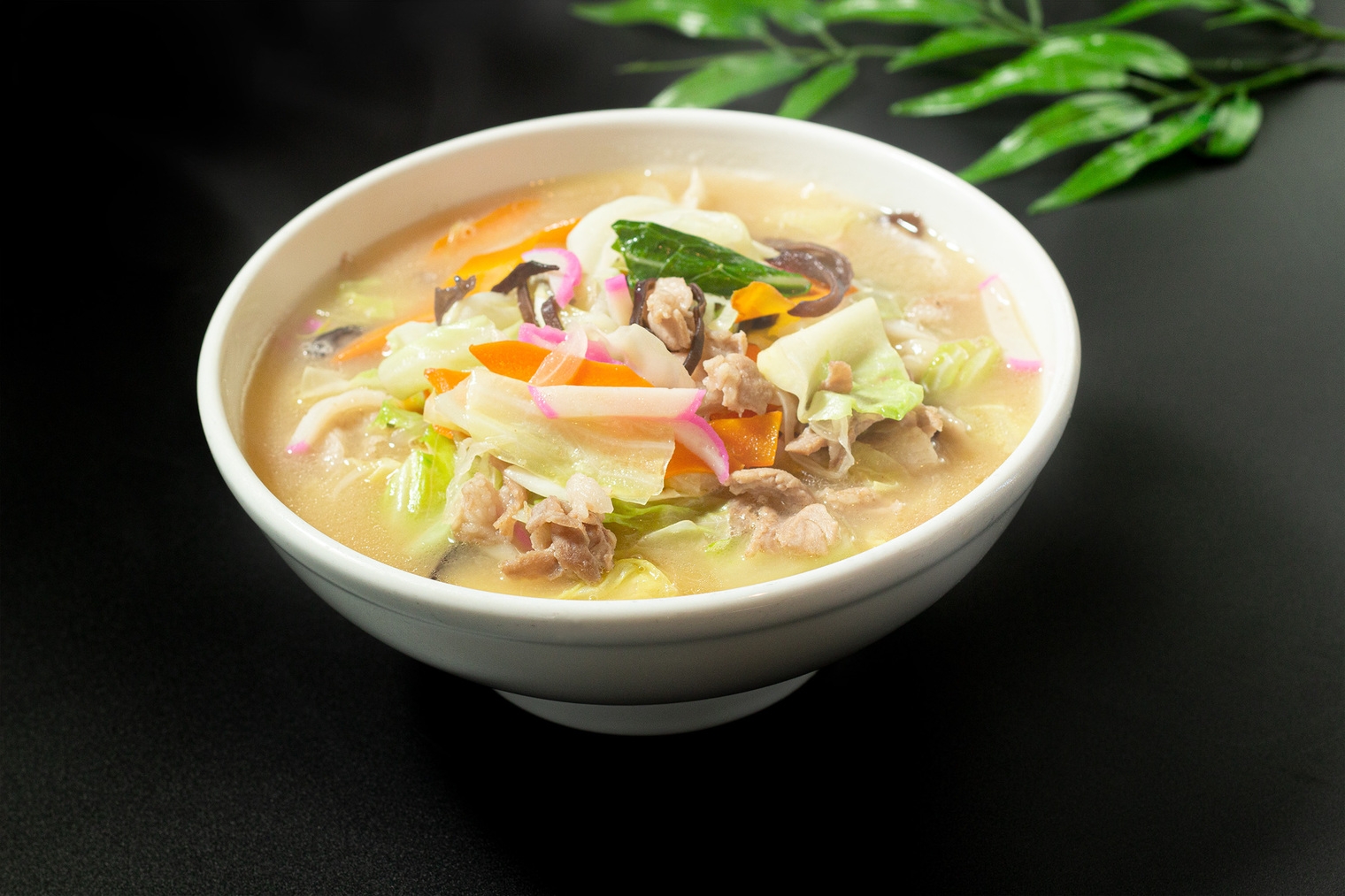 【ドリンクサービス有】1500円分夕食券付きプラン【駐車無料】