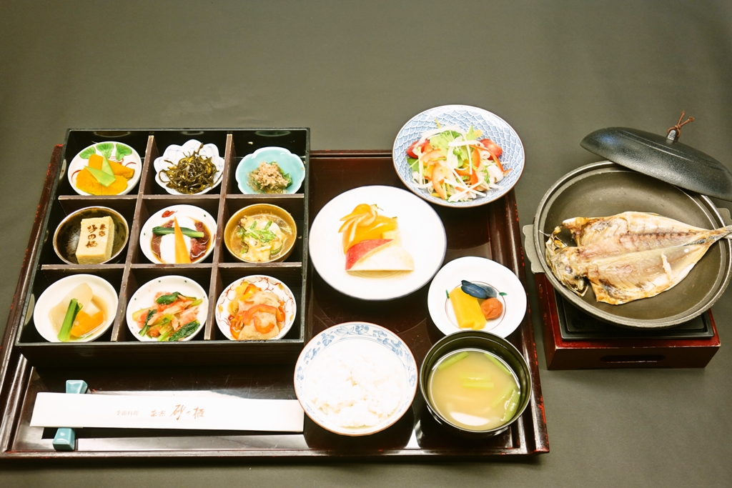 朝食(部屋食)