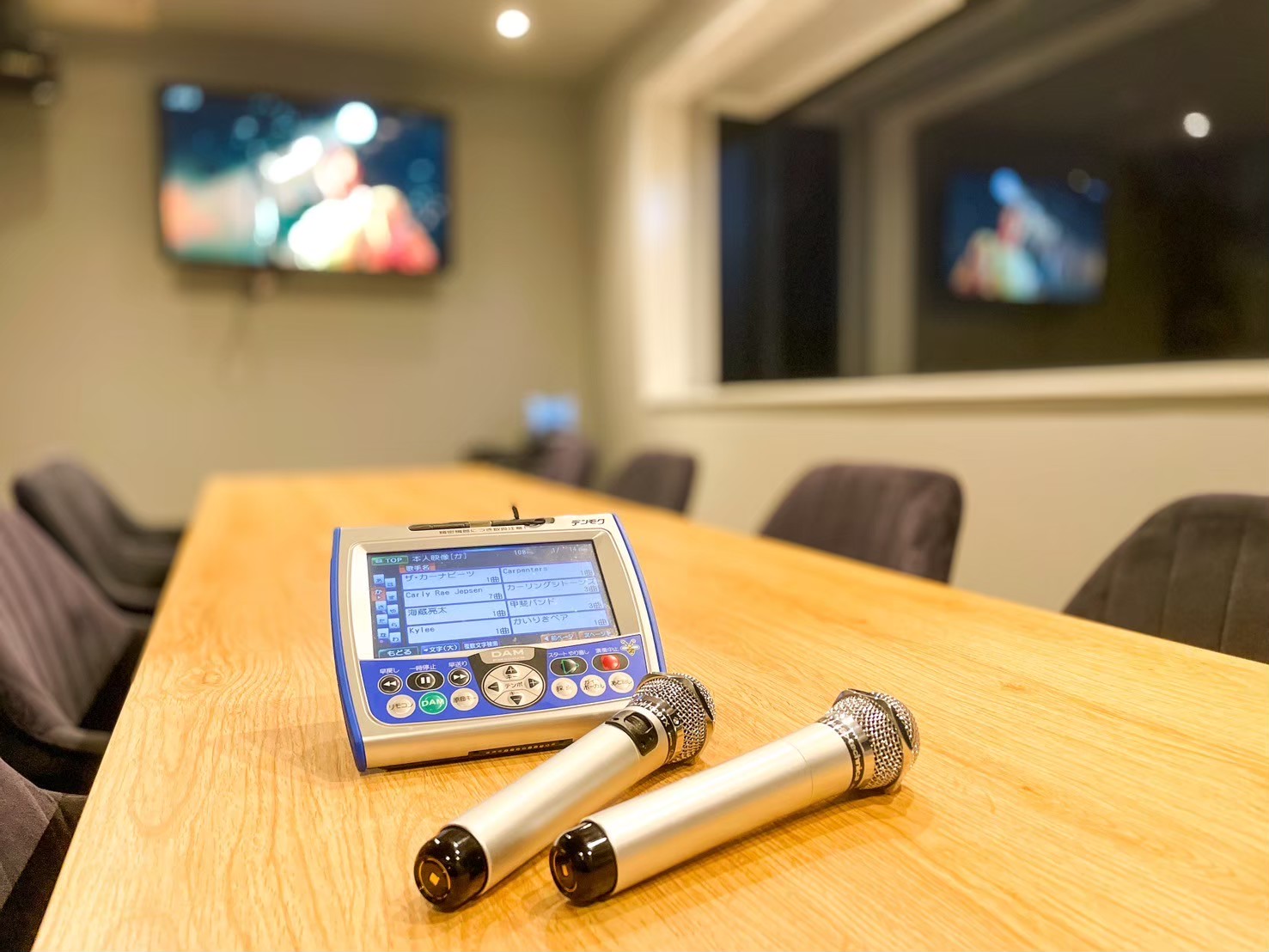 カラオケルーム