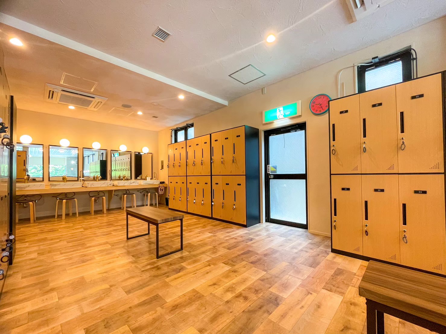 つくばの湯　脱衣所