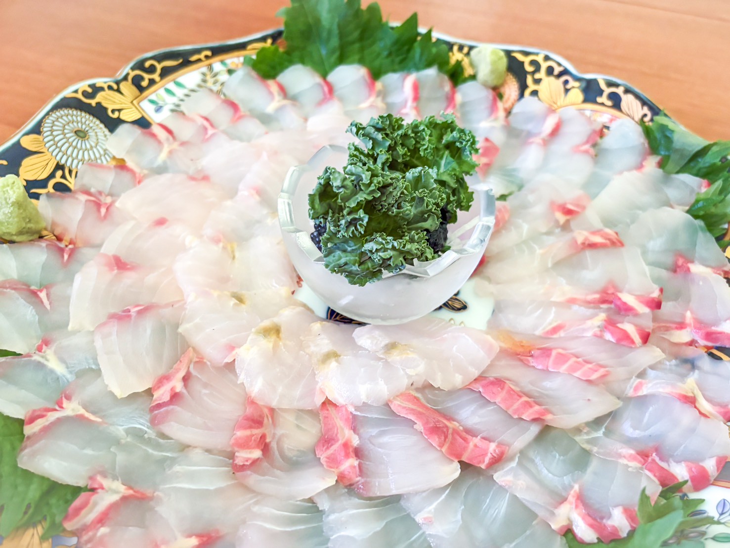 別注：つくばチョウザメのお造り（要予約）