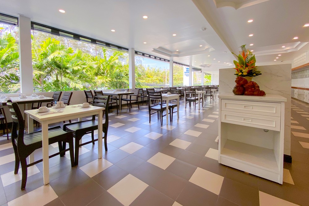 The Beachレストラン