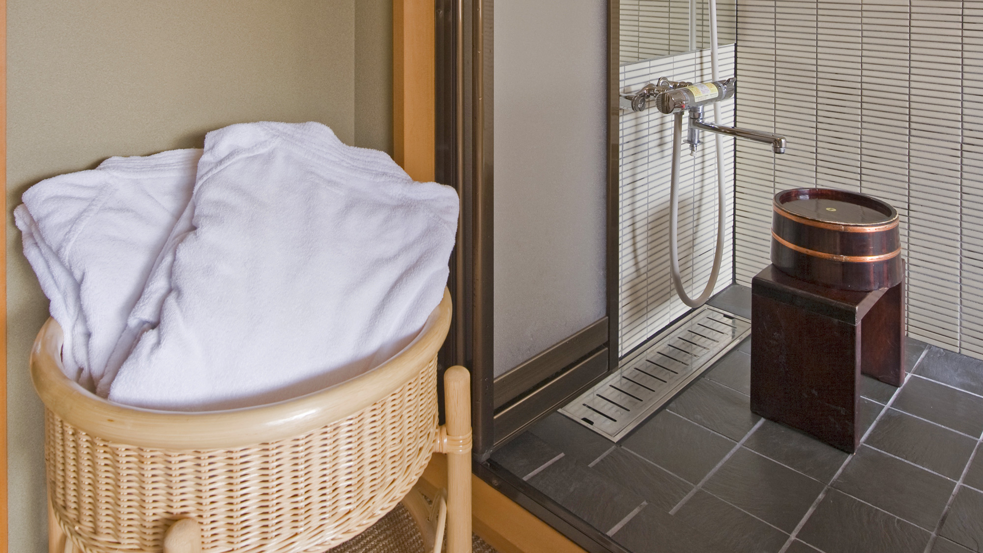 【露天風呂付客室・Aタイプ和室10畳・禁煙室】