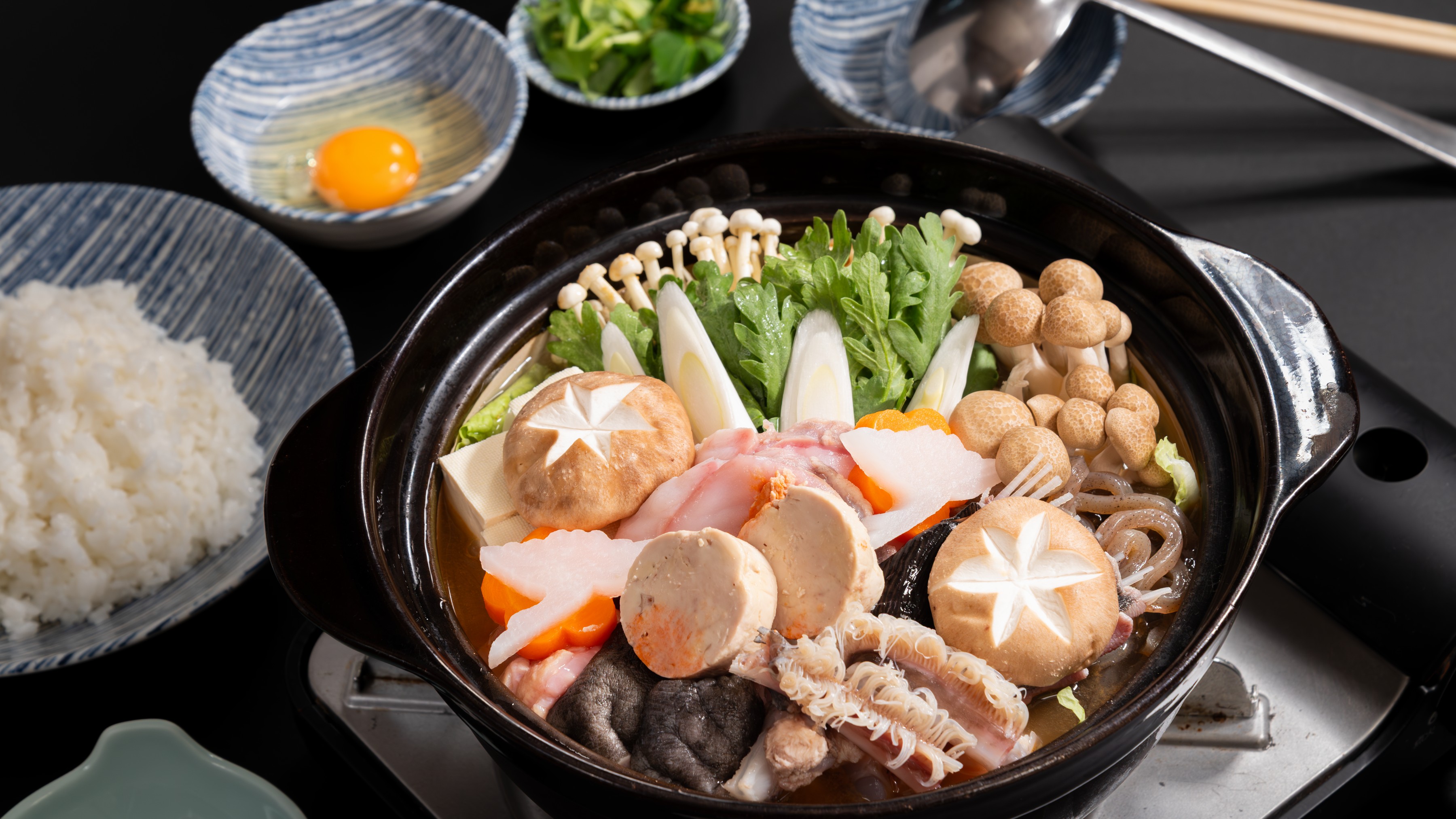 鮟鱇鍋　〆はご飯かうどんをお選びいただけます