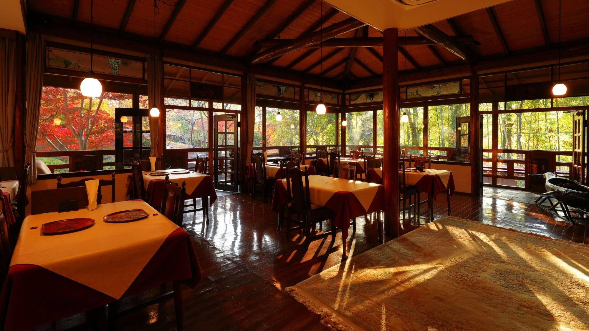 ゆったりとした時間が流れるセラヴィの館内