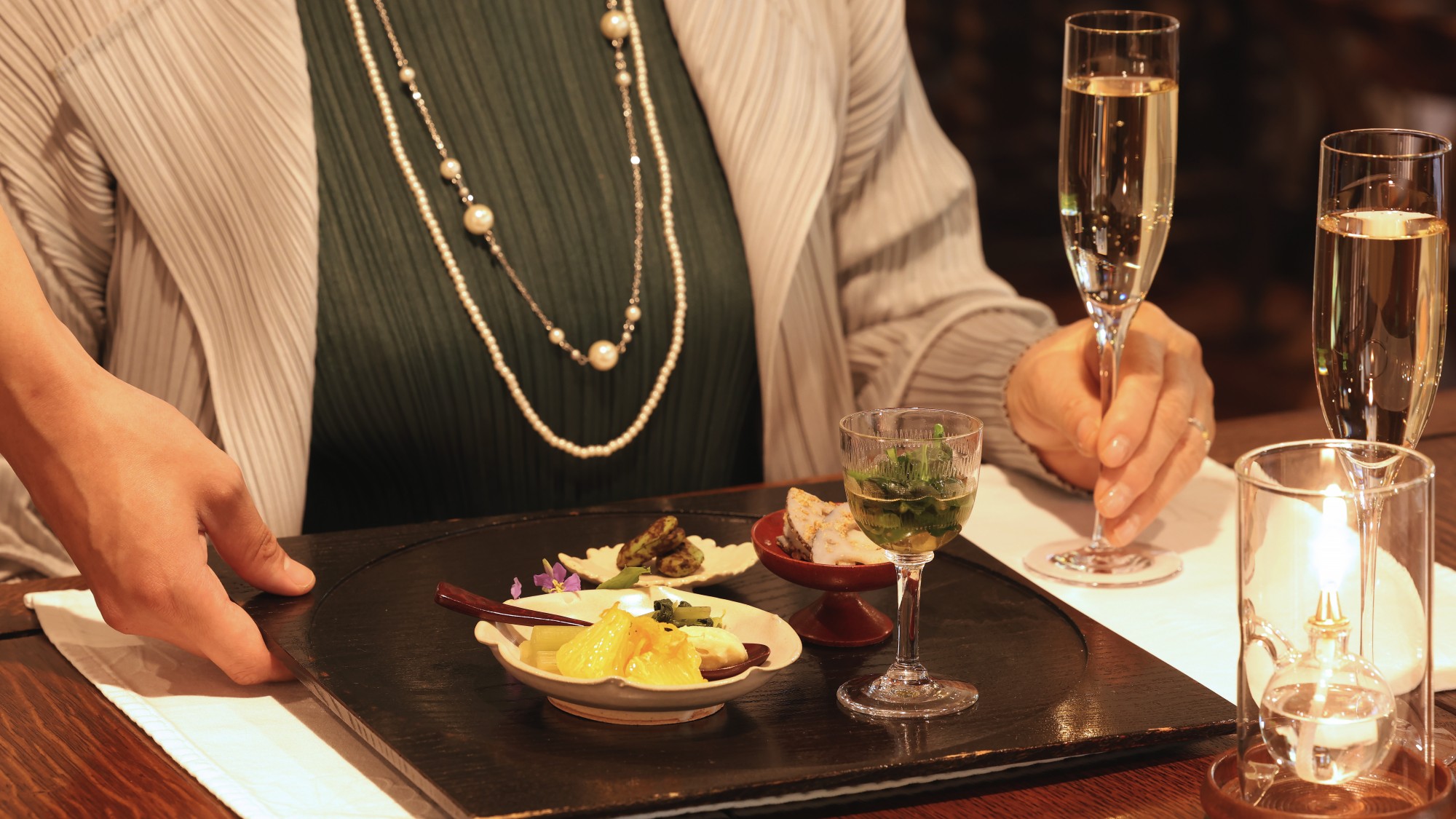 大切な記念日に繊細な日本料理の技で作る野菜中心のお料理をご堪能下さい。