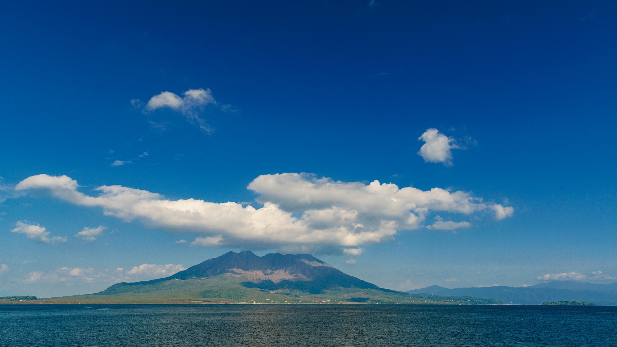 【年末年始】年の瀬の夕餉と新春朝食、桜島の絶景を望む年越し（2食付）ドリンクインクルーシブ