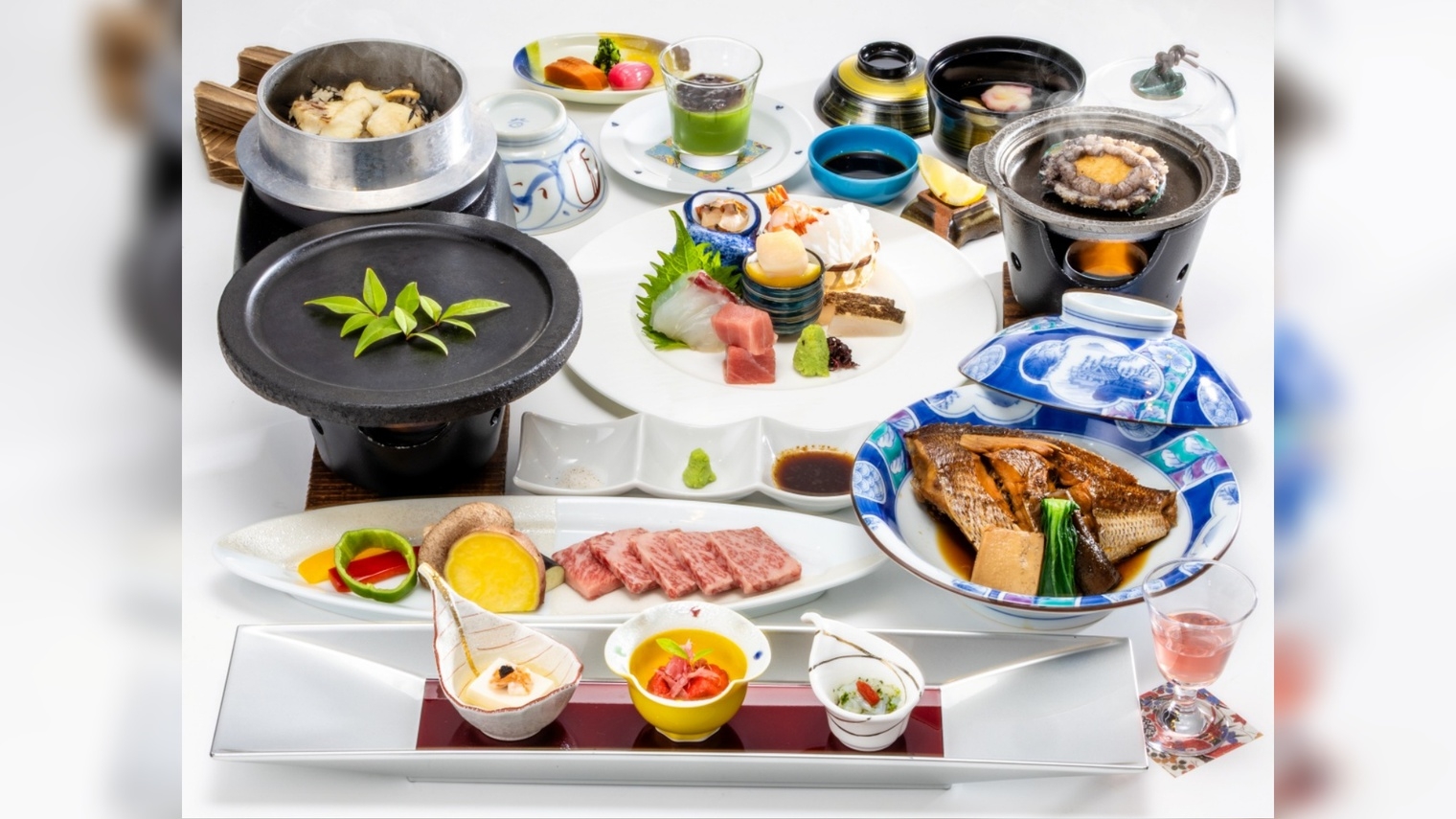 【楽天トラベルサマーSALE】【自然を取り入れた和食の心】美味少量会席プラン【夕食は大広間】